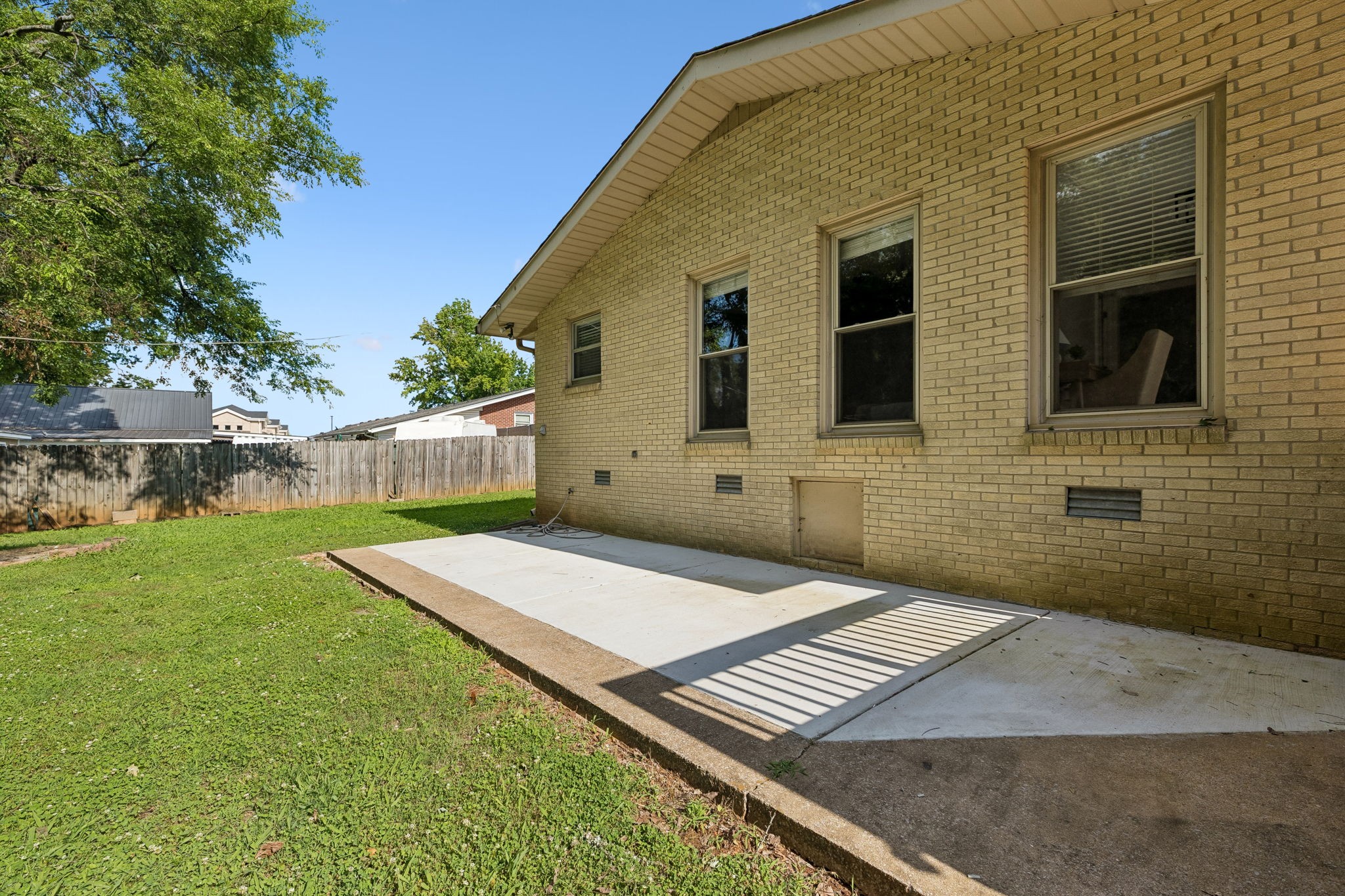 810 Northfield Blvd, W