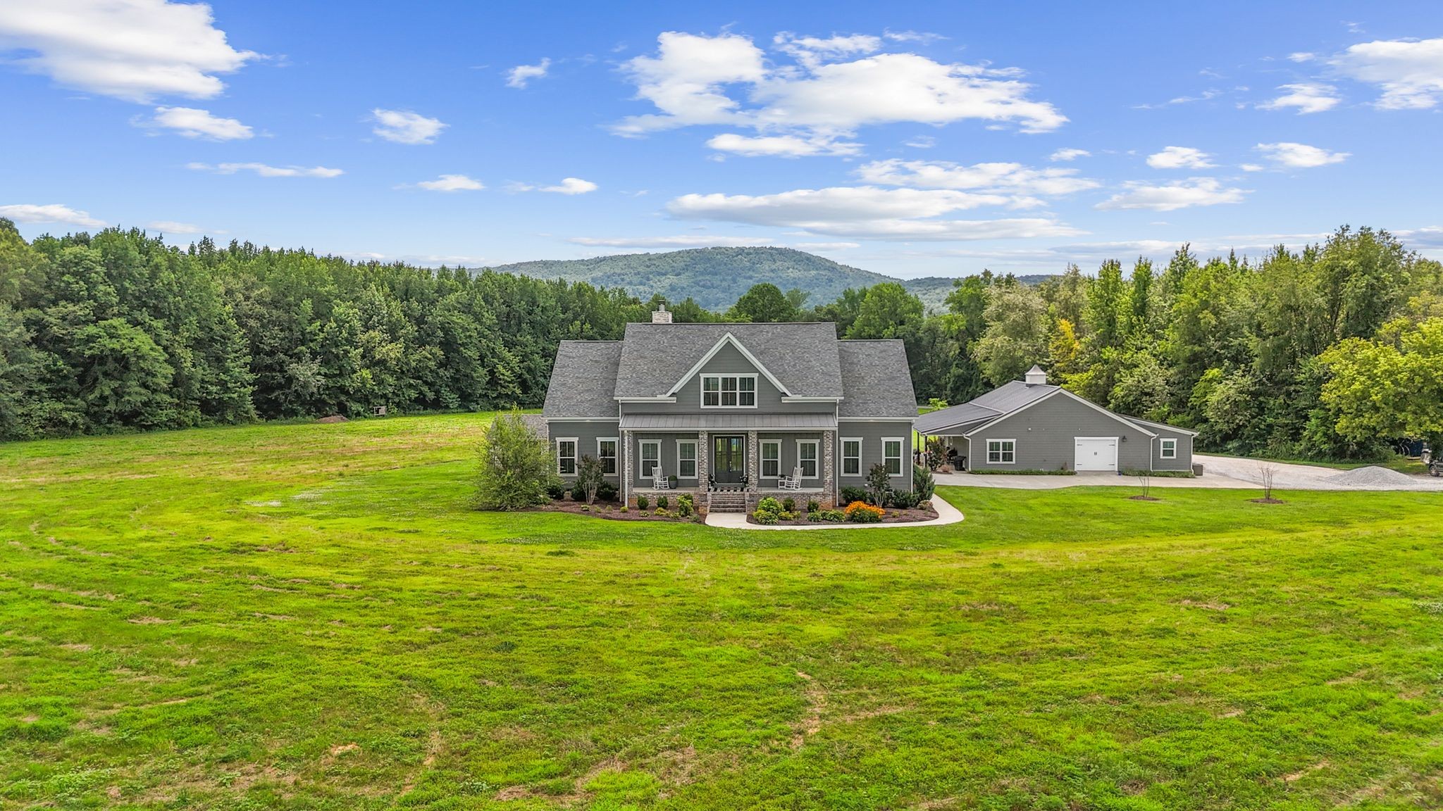 69 Meadows Rd