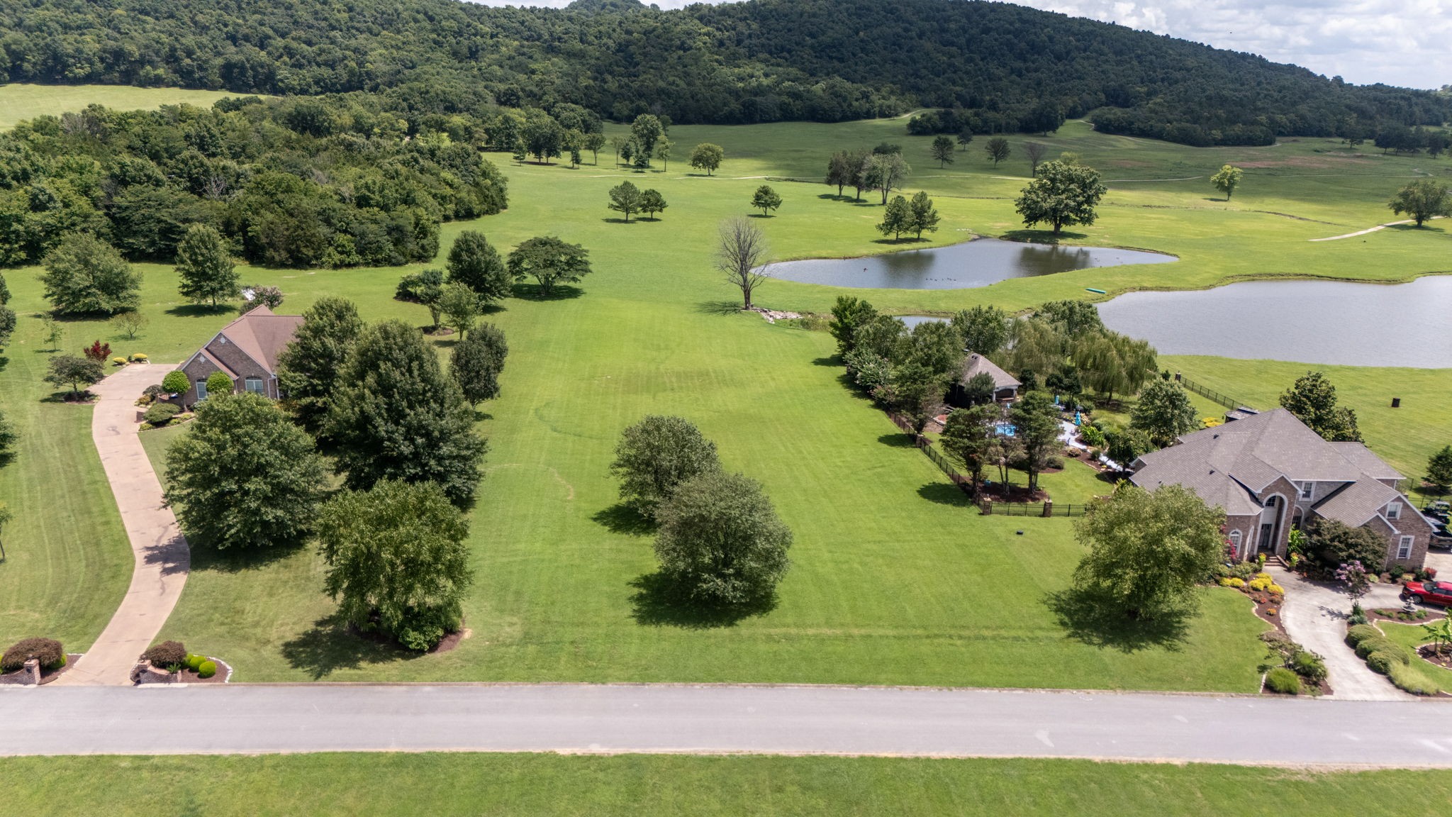 107 Forrest Ct
