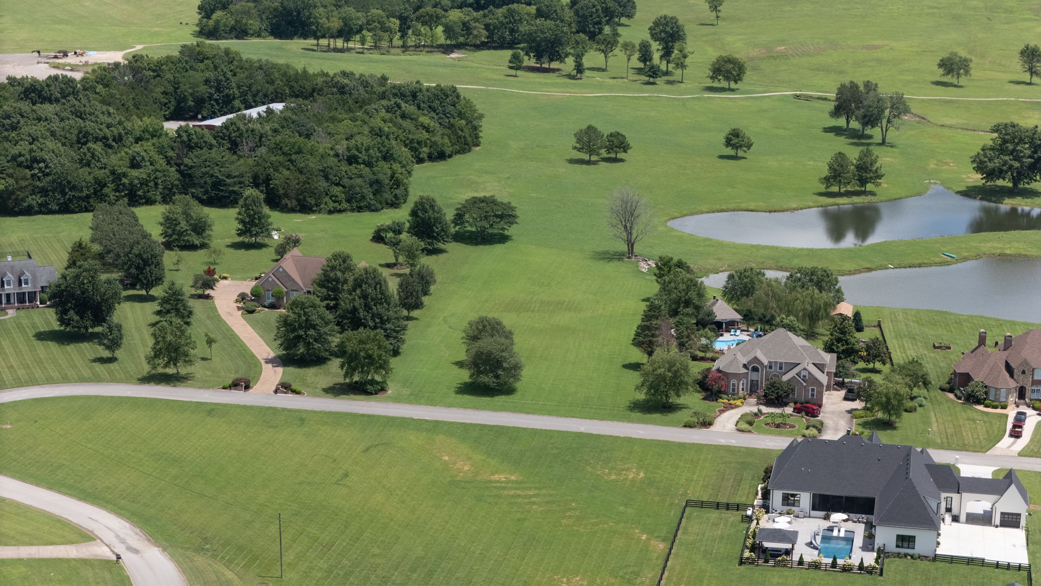 107 Forrest Ct