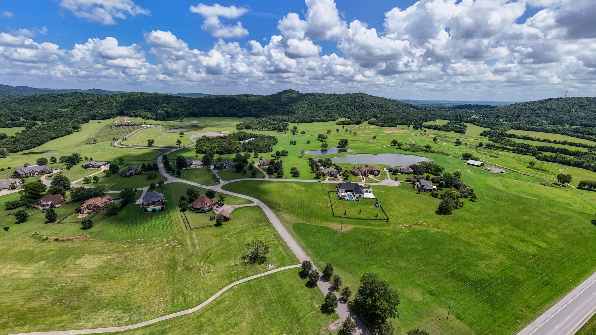 107 Forrest Ct