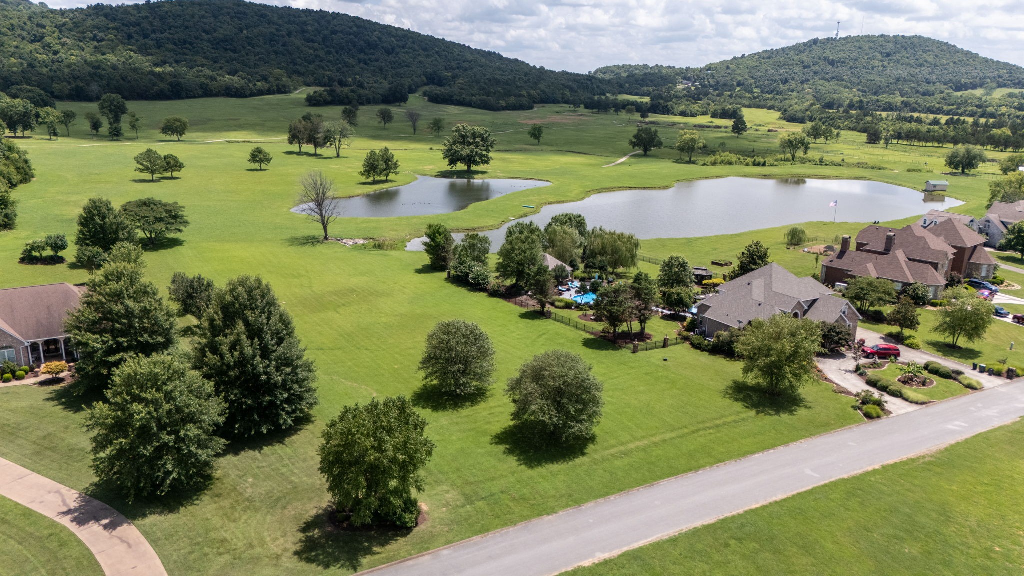 107 Forrest Ct
