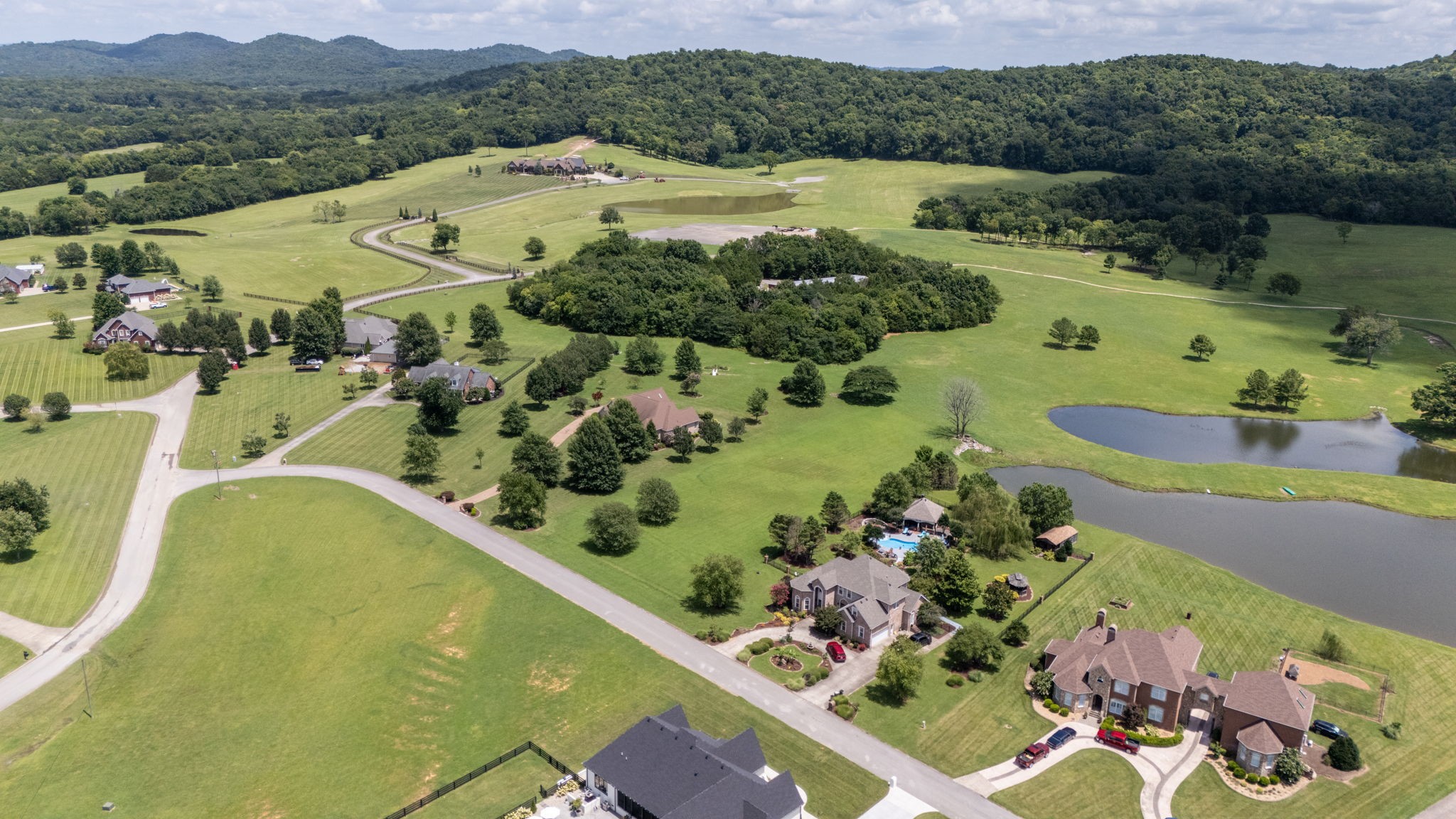107 Forrest Ct