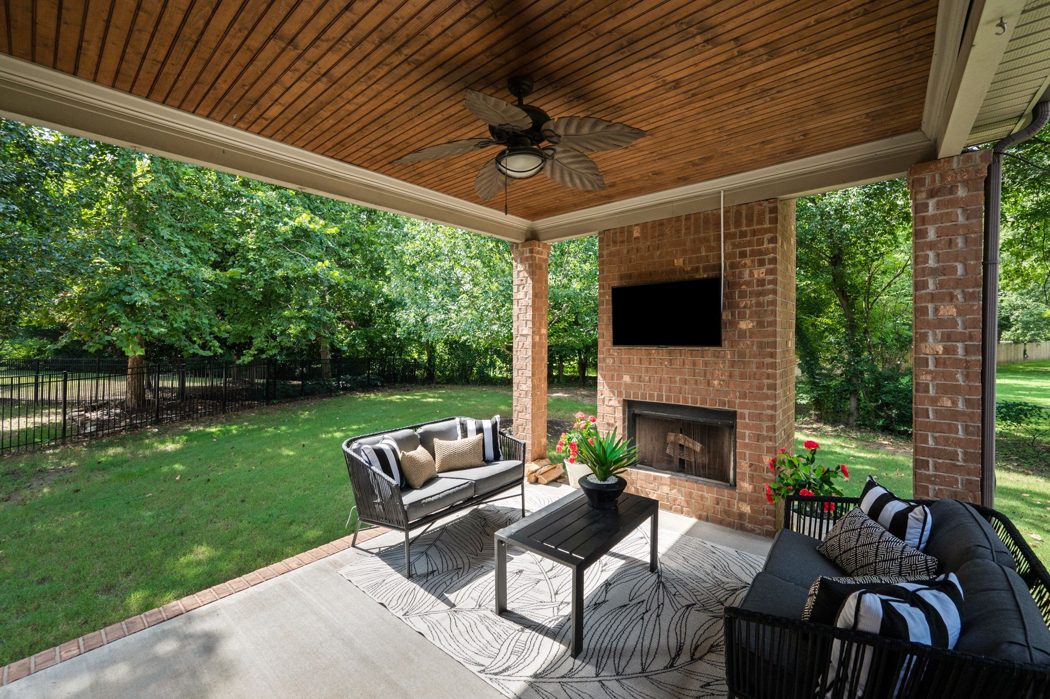 1312 Blackpool Ct