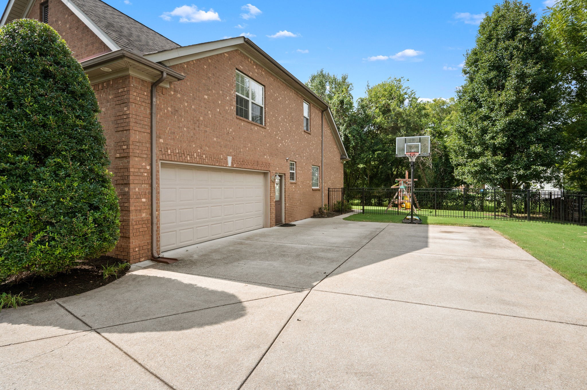 1312 Blackpool Ct