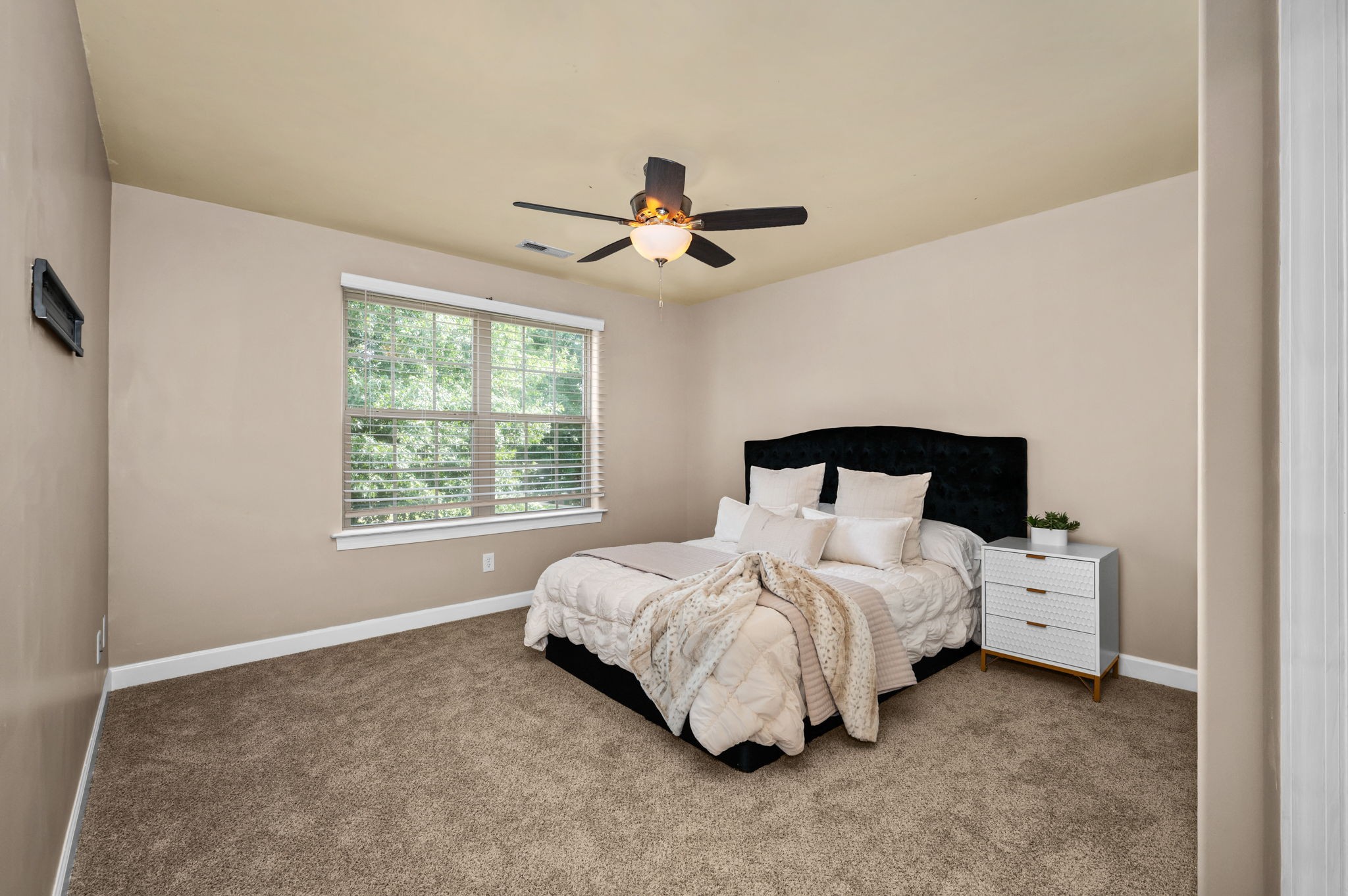 1312 Blackpool Ct