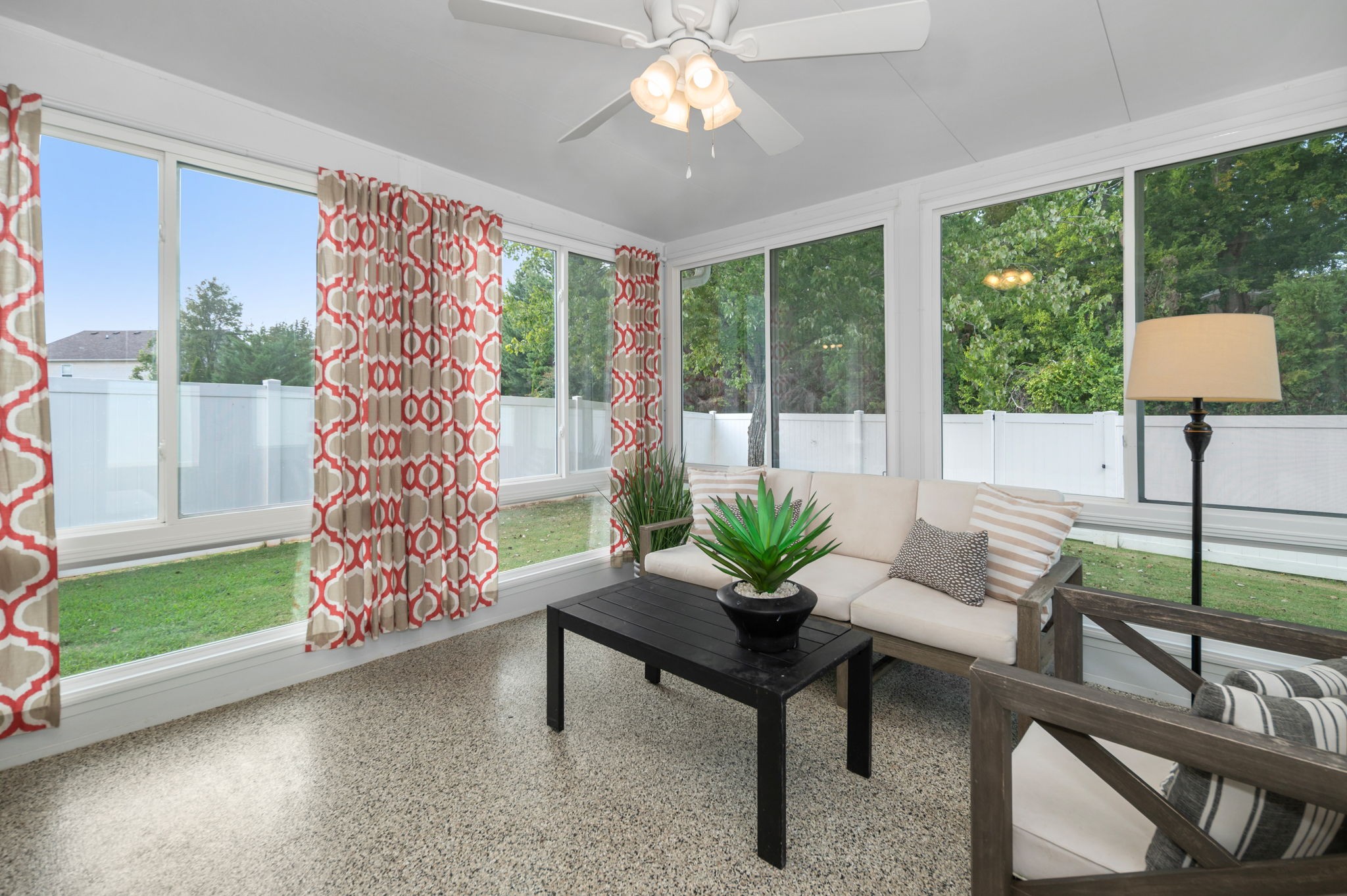 2732 Miranda Dr