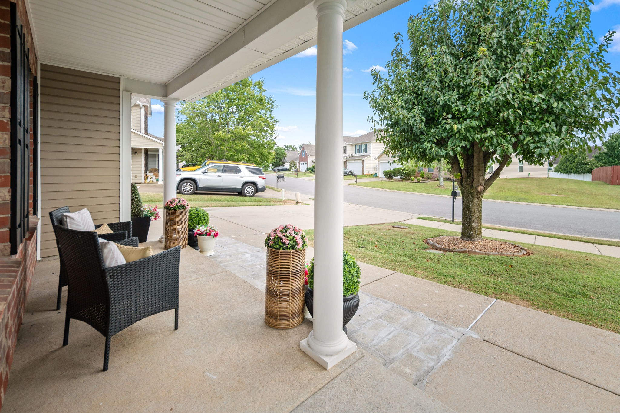 2732 Miranda Dr