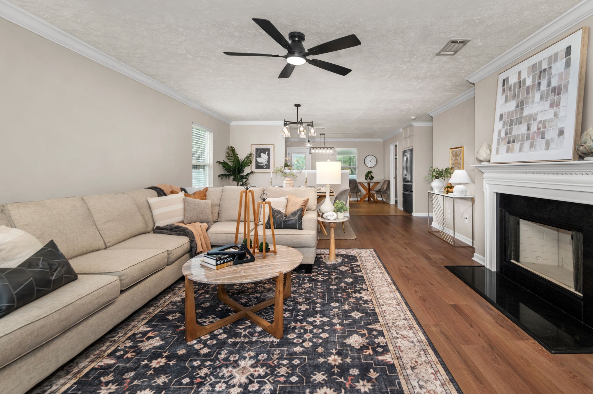 2732 Miranda Dr