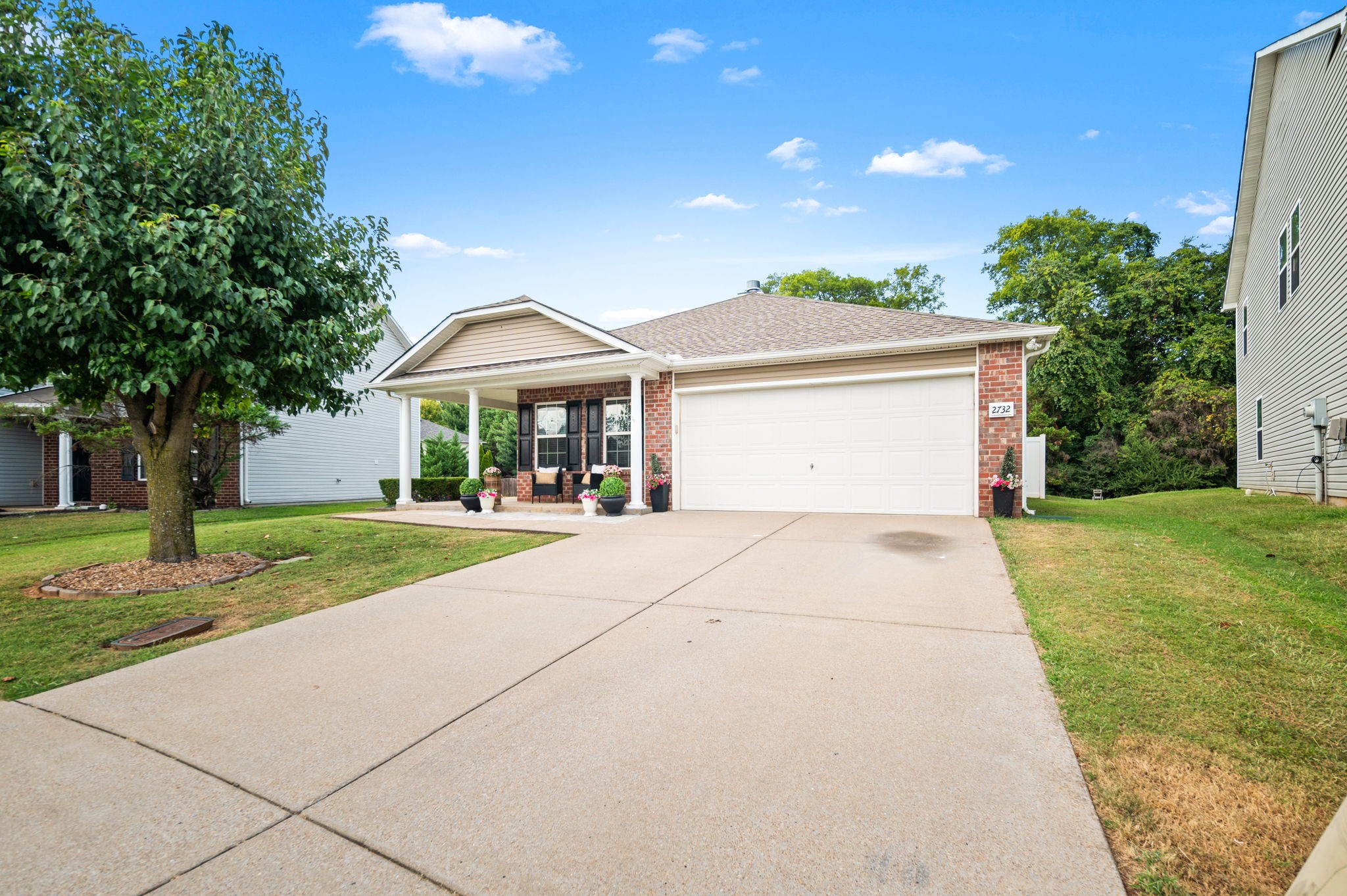 2732 Miranda Dr