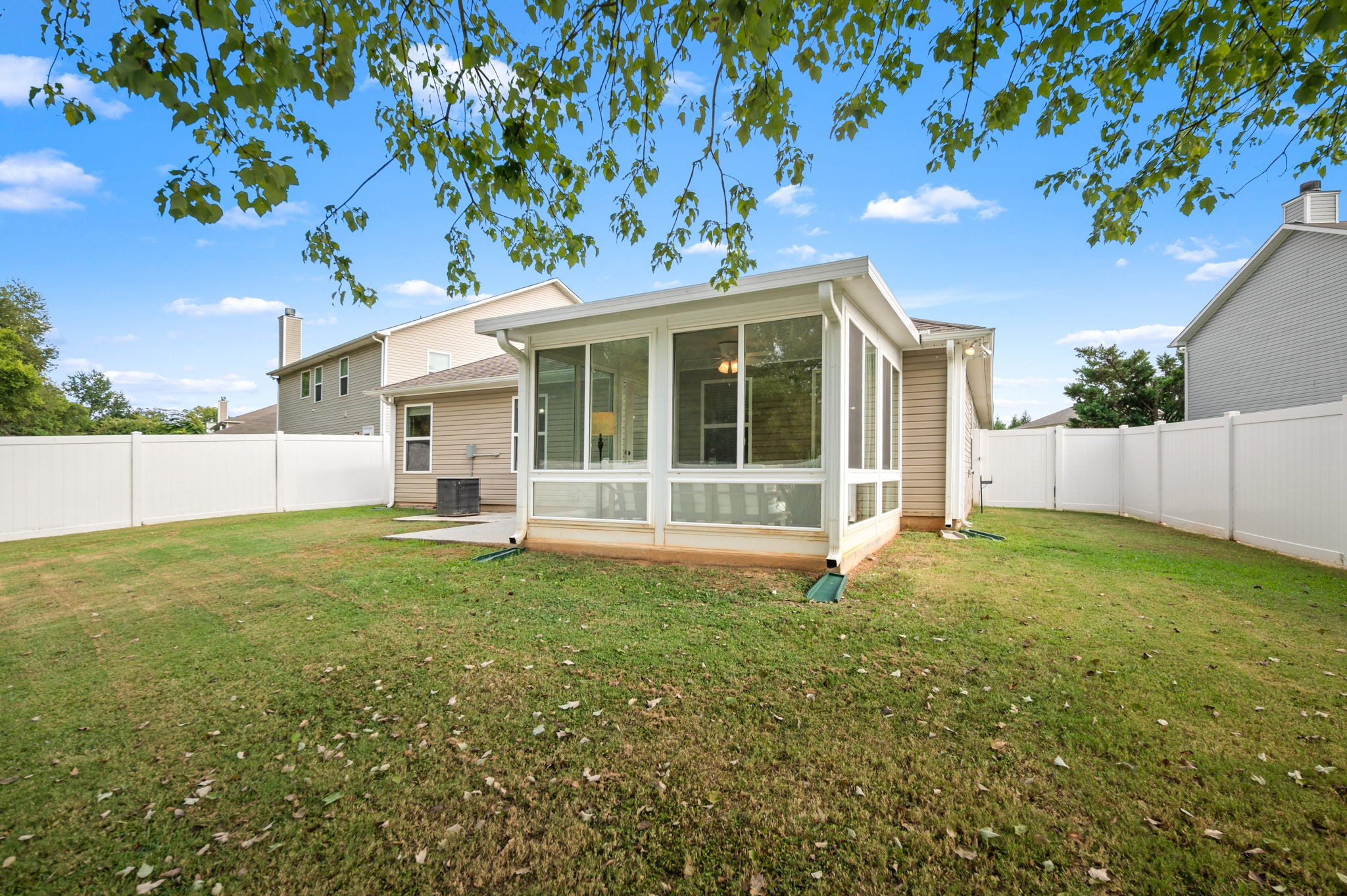 2732 Miranda Dr
