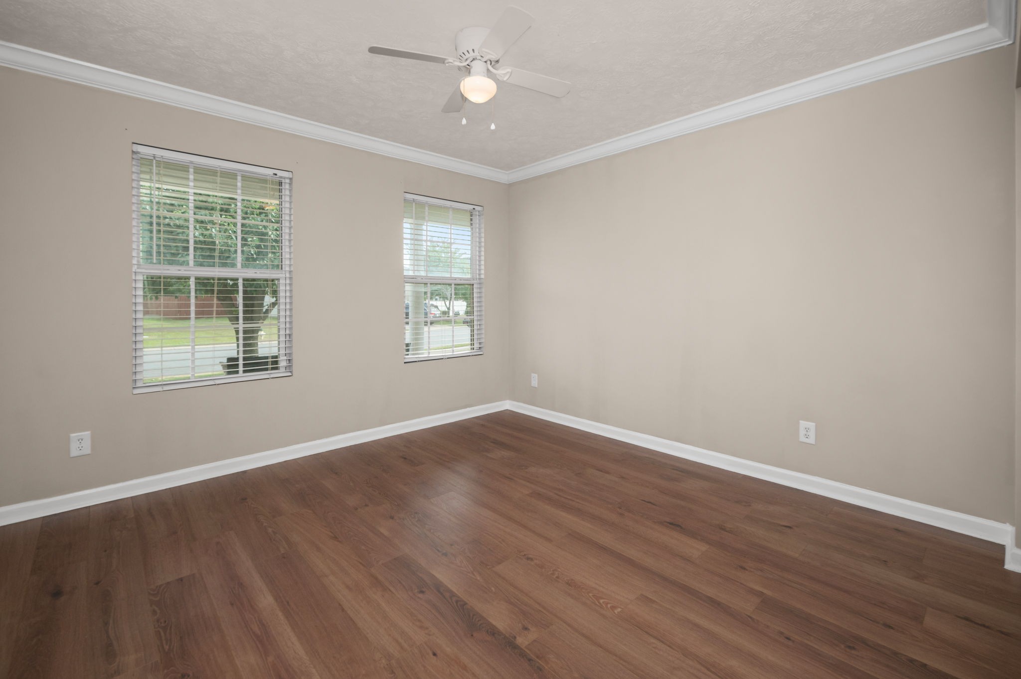 2732 Miranda Dr
