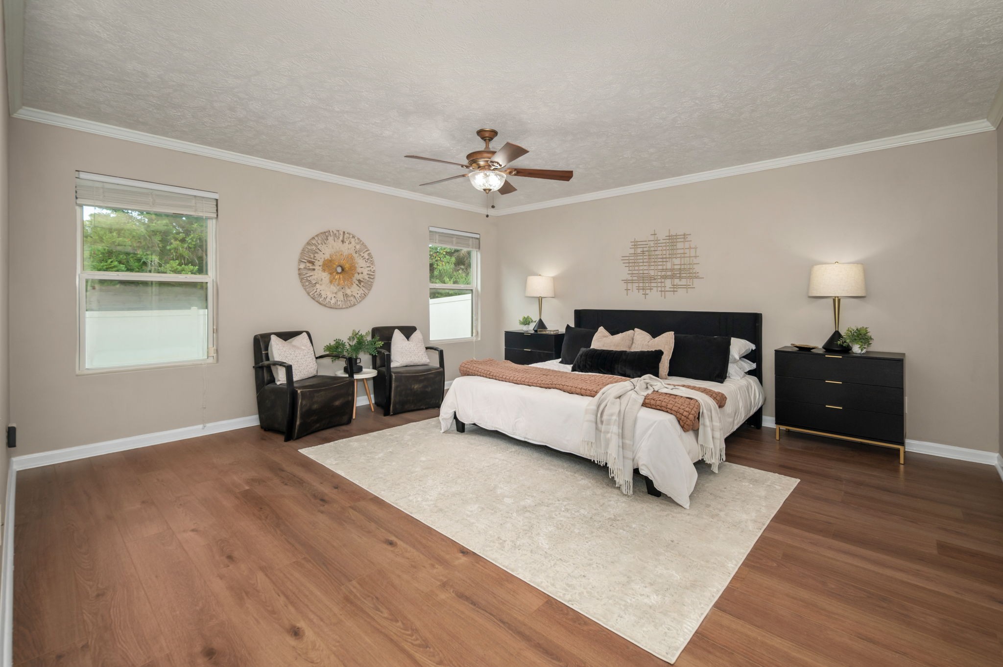 2732 Miranda Dr