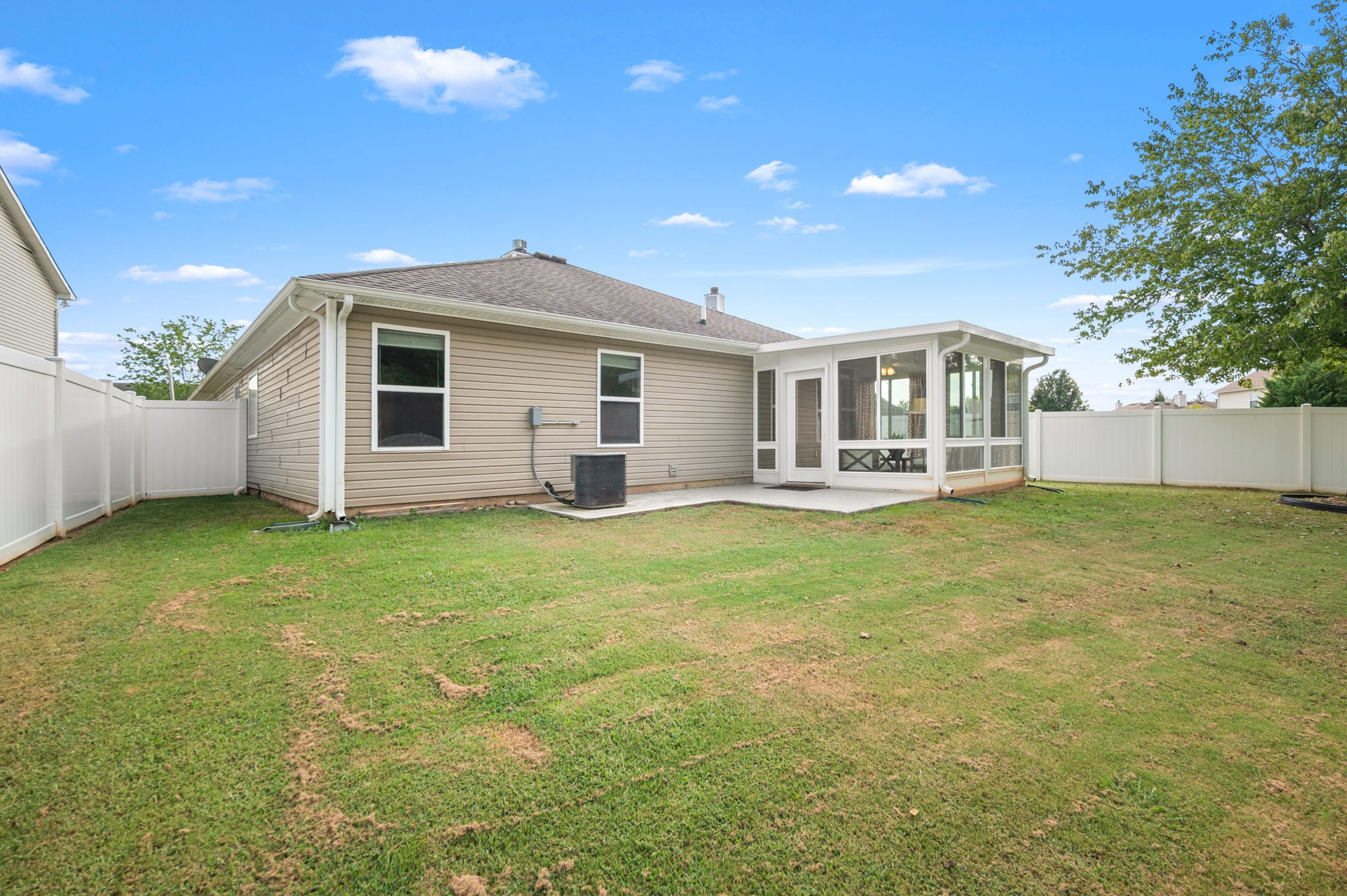 2732 Miranda Dr