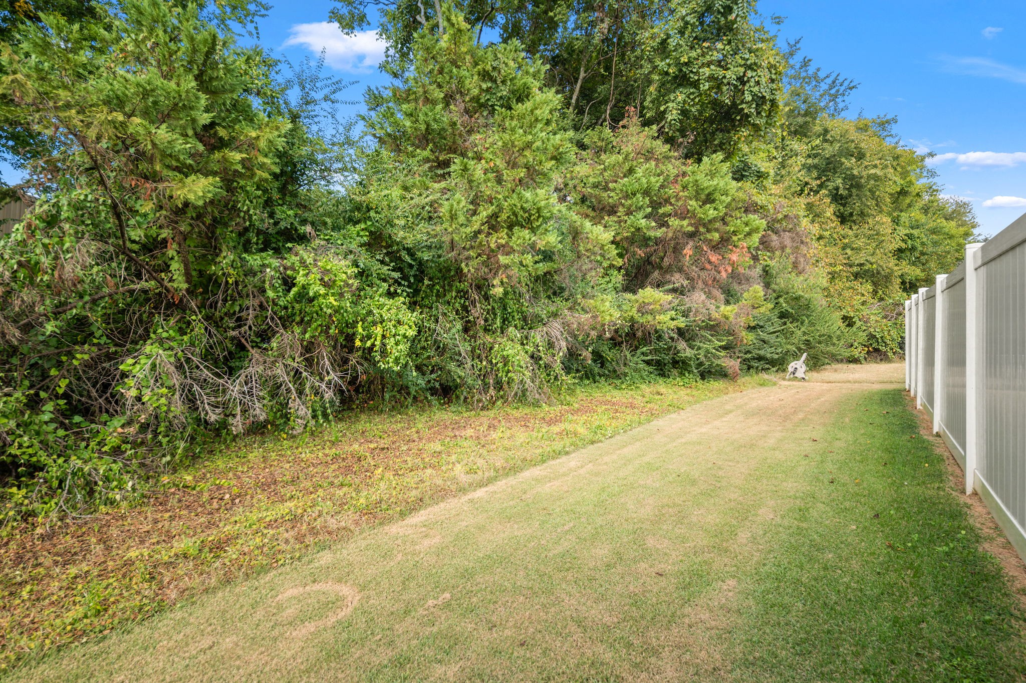 2732 Miranda Dr