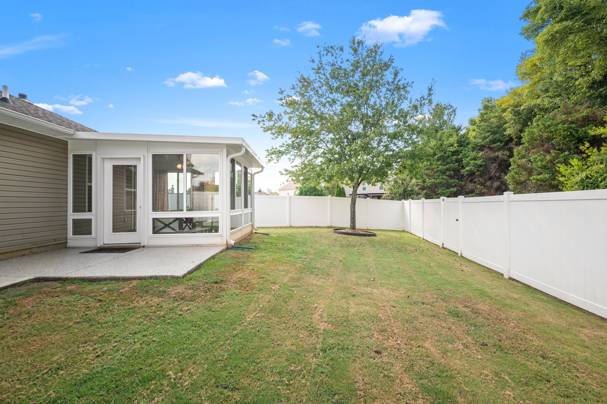 2732 Miranda Dr