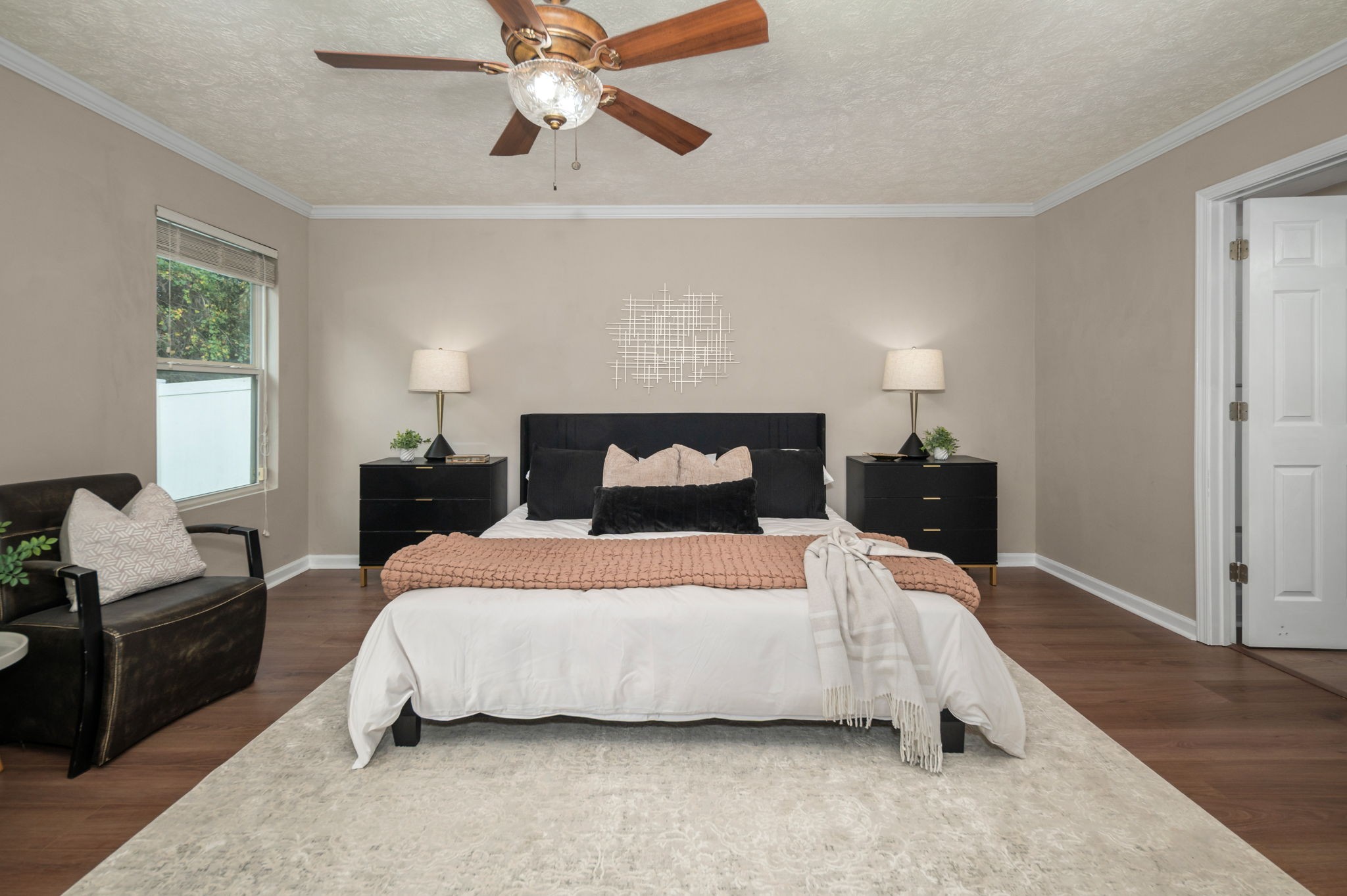 2732 Miranda Dr