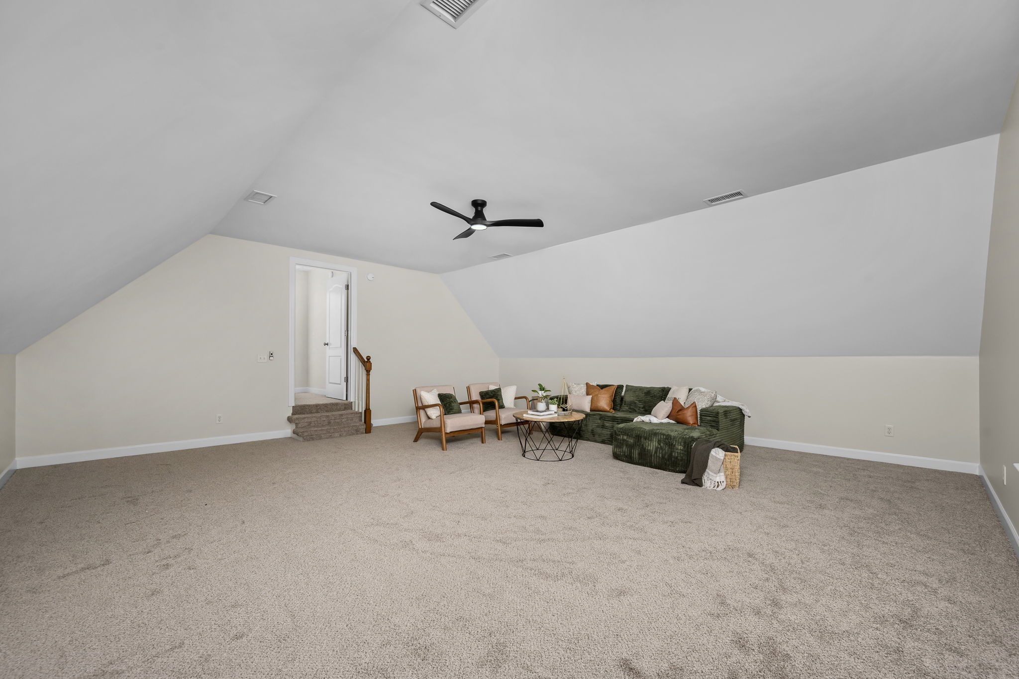 5427 Saint Ives Dr