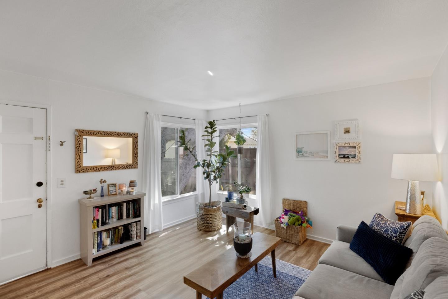 635-637 2nd Street