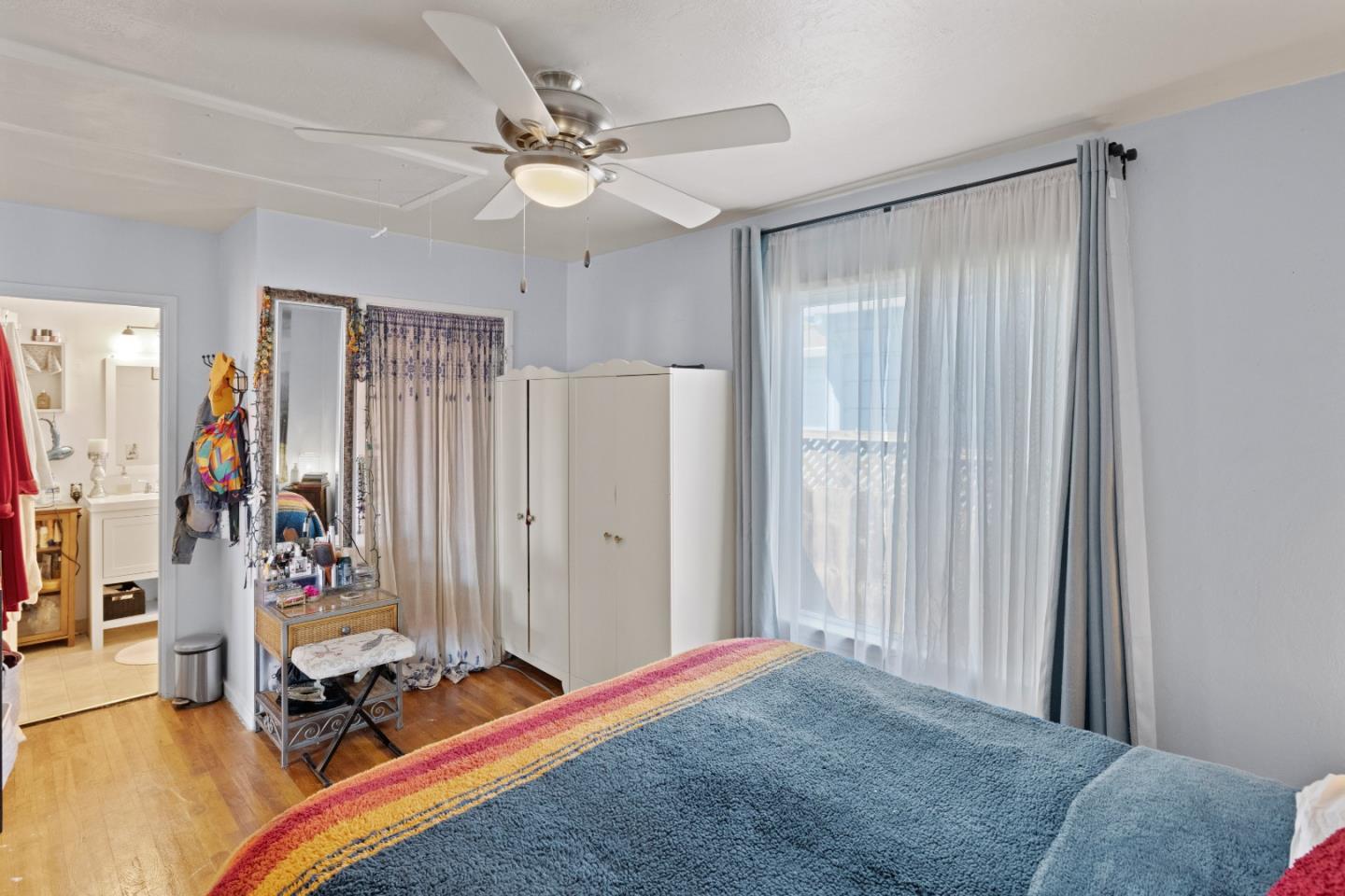 635-637 2nd Street