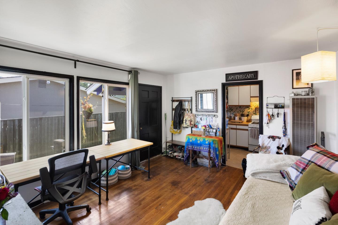 635-637 2nd Street