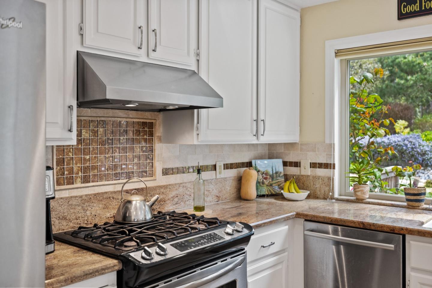 11 Black Tail LN