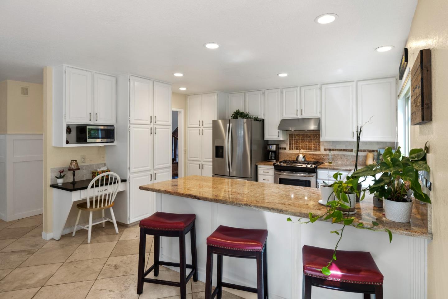 11 Black Tail LN