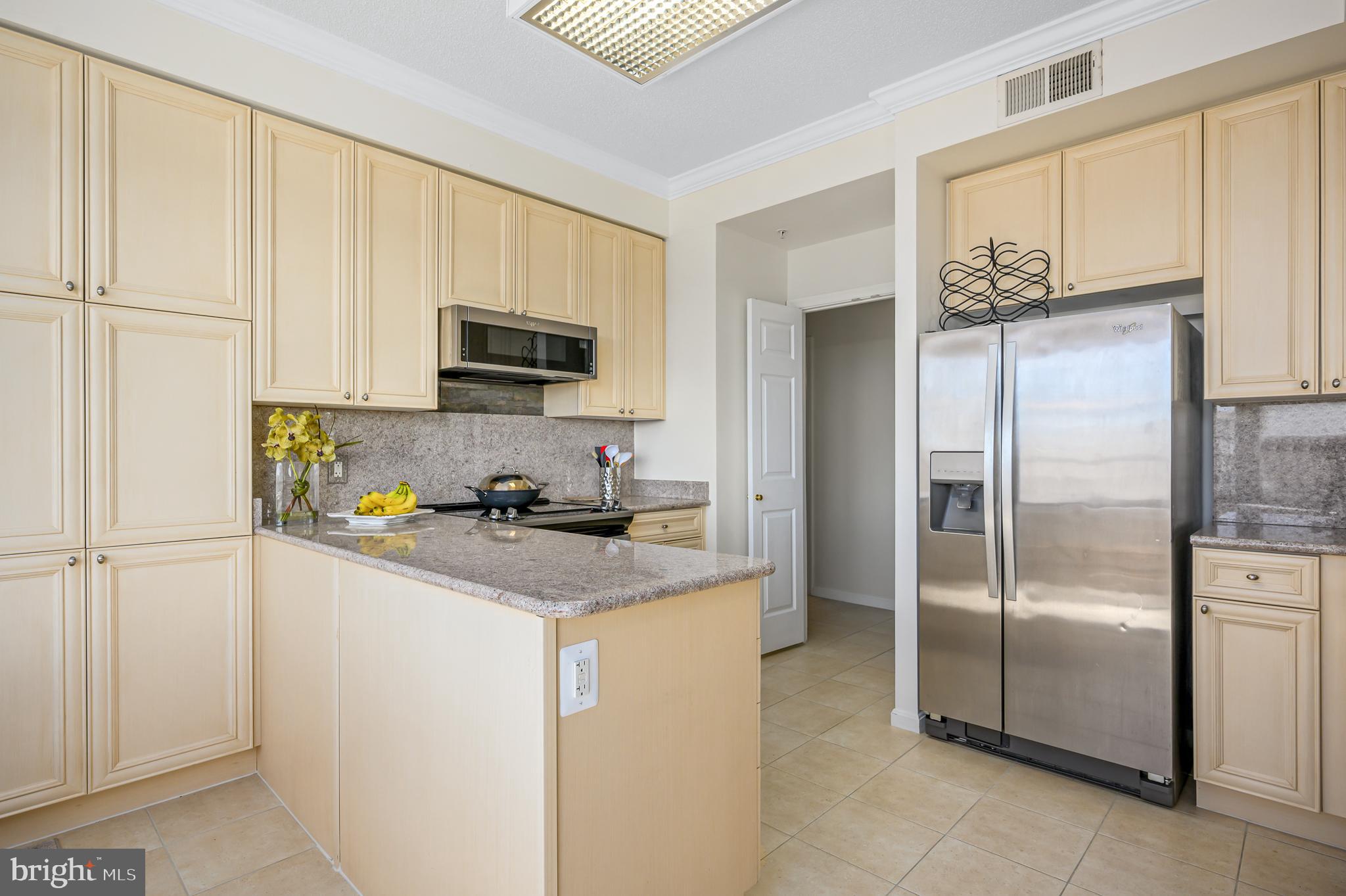 19355 CYPRESS RIDGE TERRACE Unit: 1106