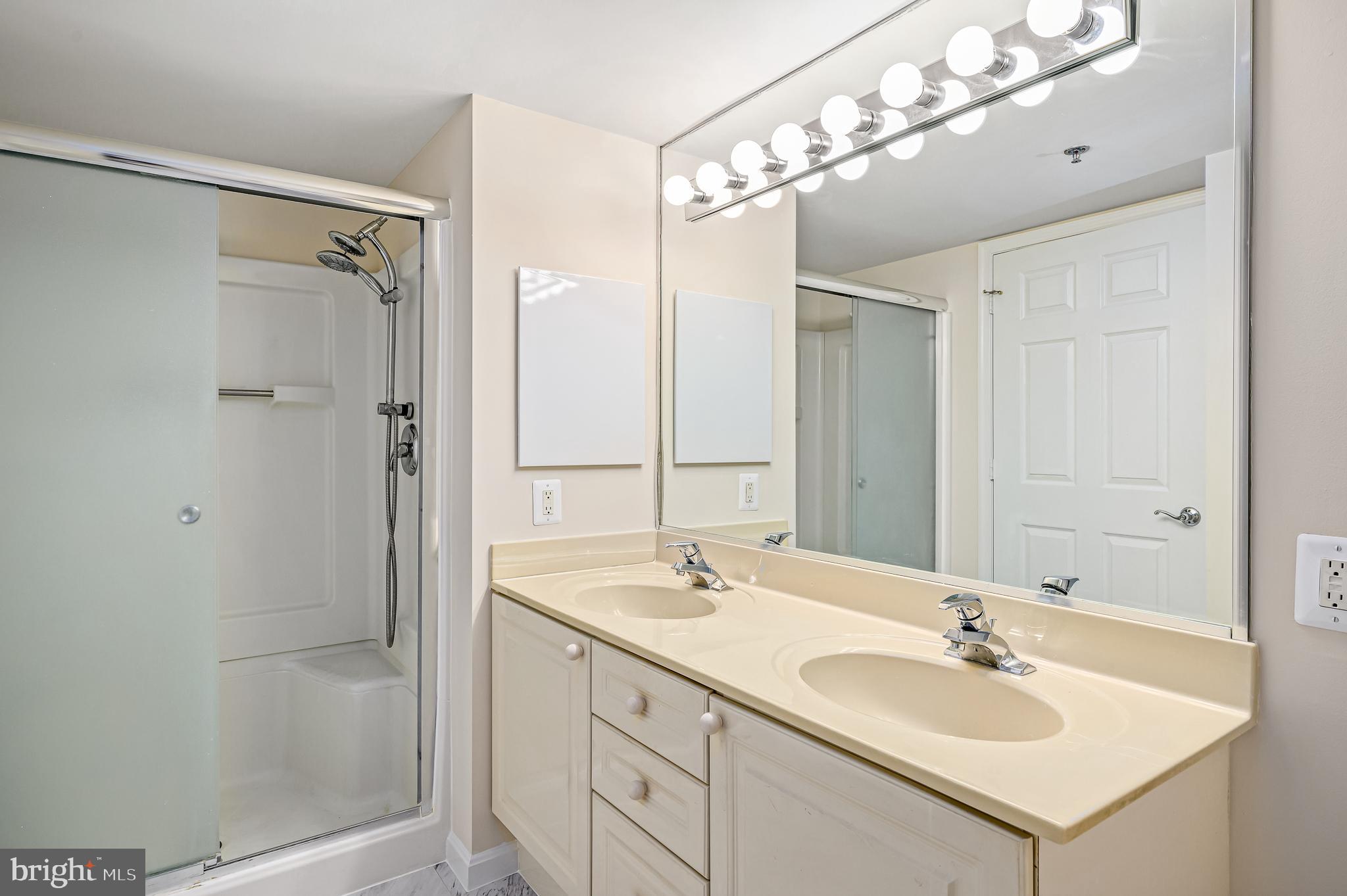 19385 Cypress Ridge TERRACE Unit: 815