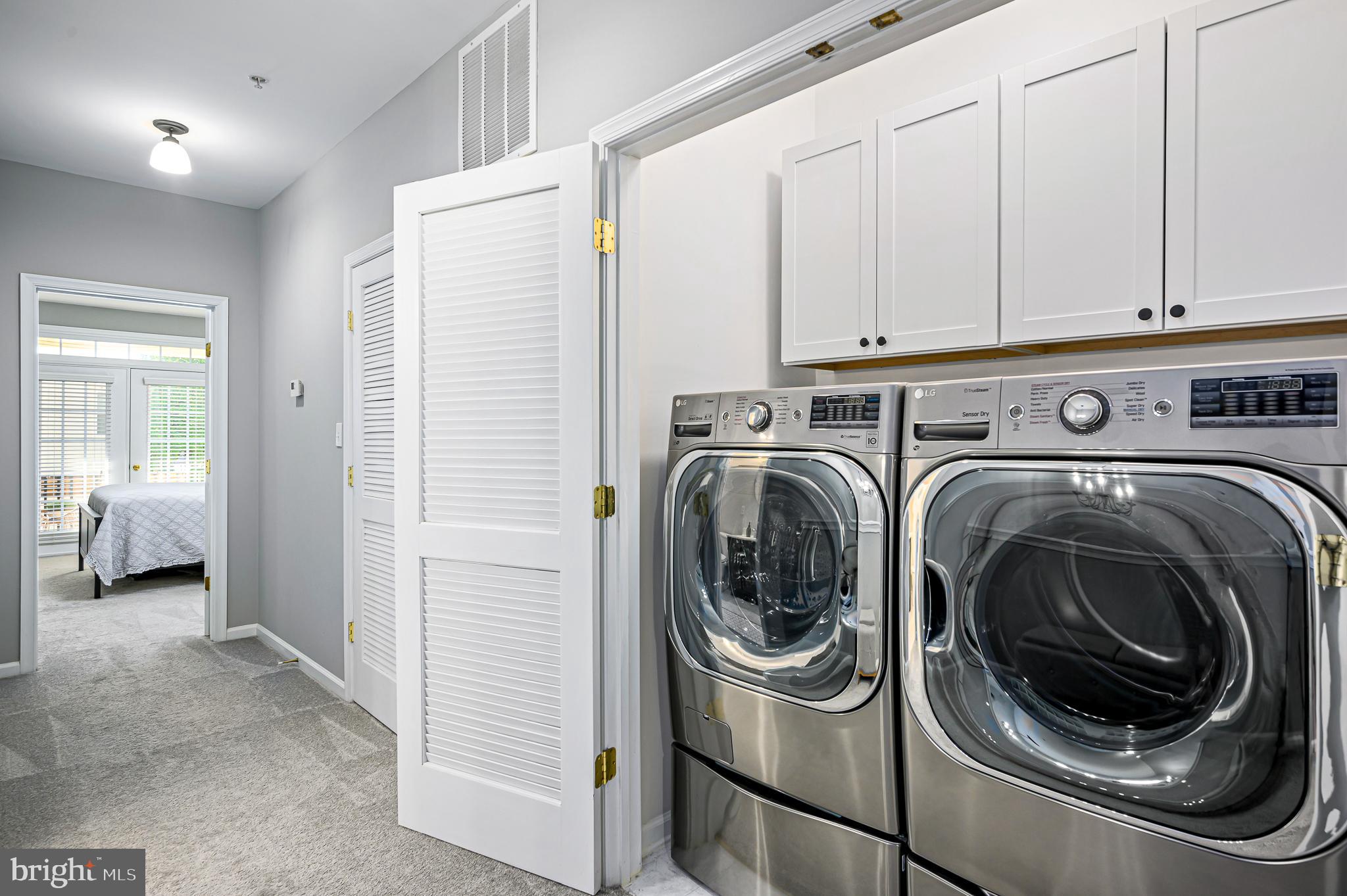 43649 McDowell SQUARE