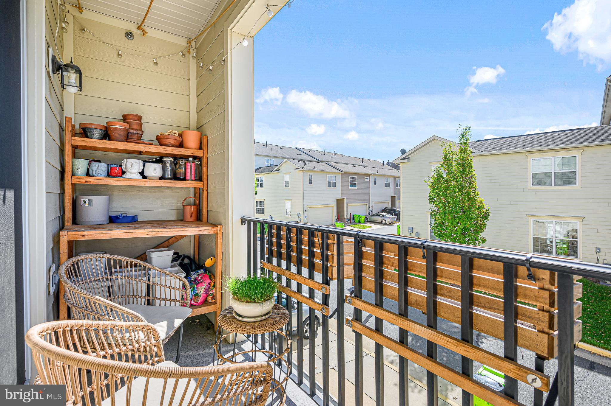 43649 McDowell SQUARE