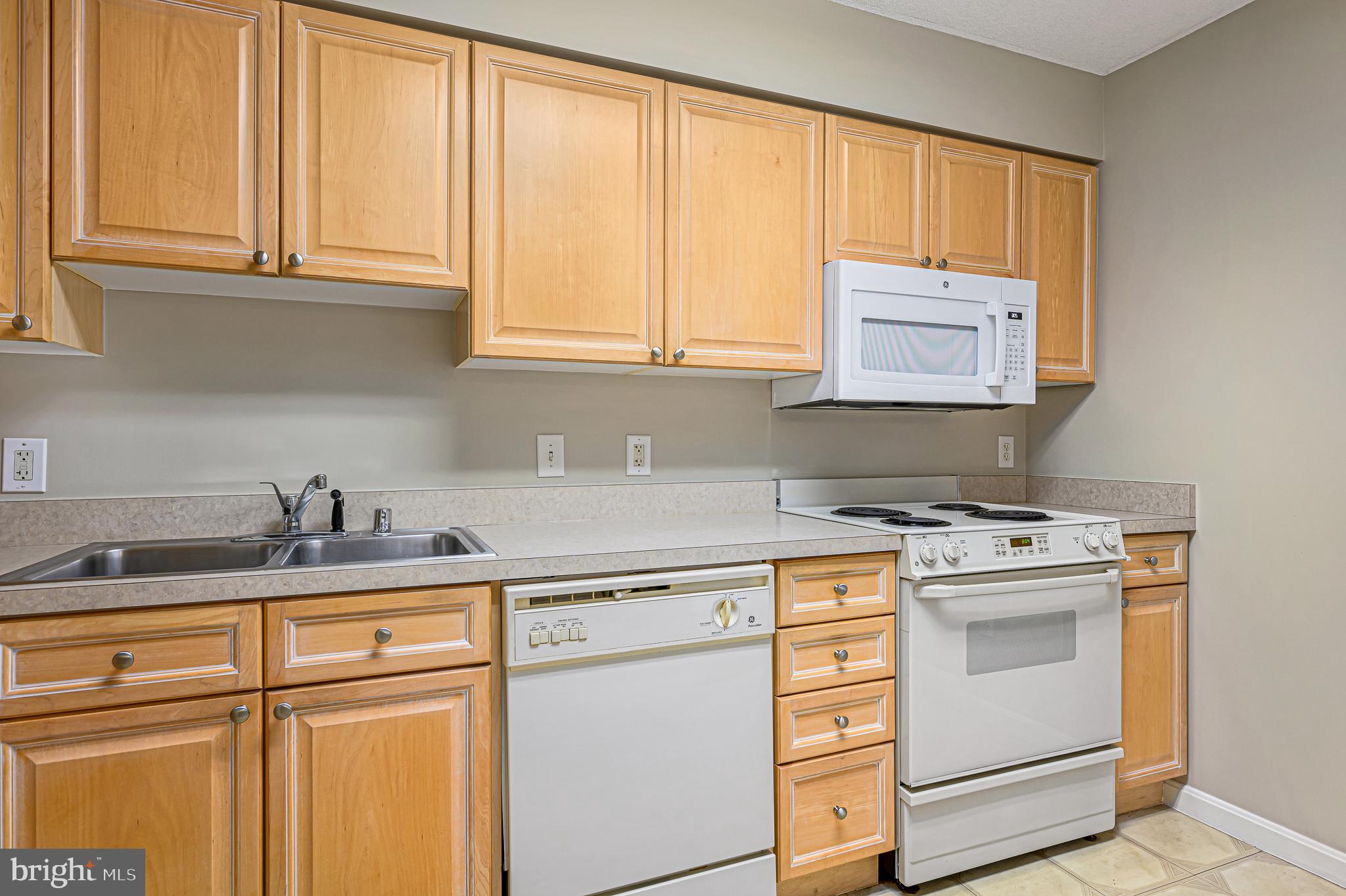 19385 Cypress Ridge TERRACE Unit: 719