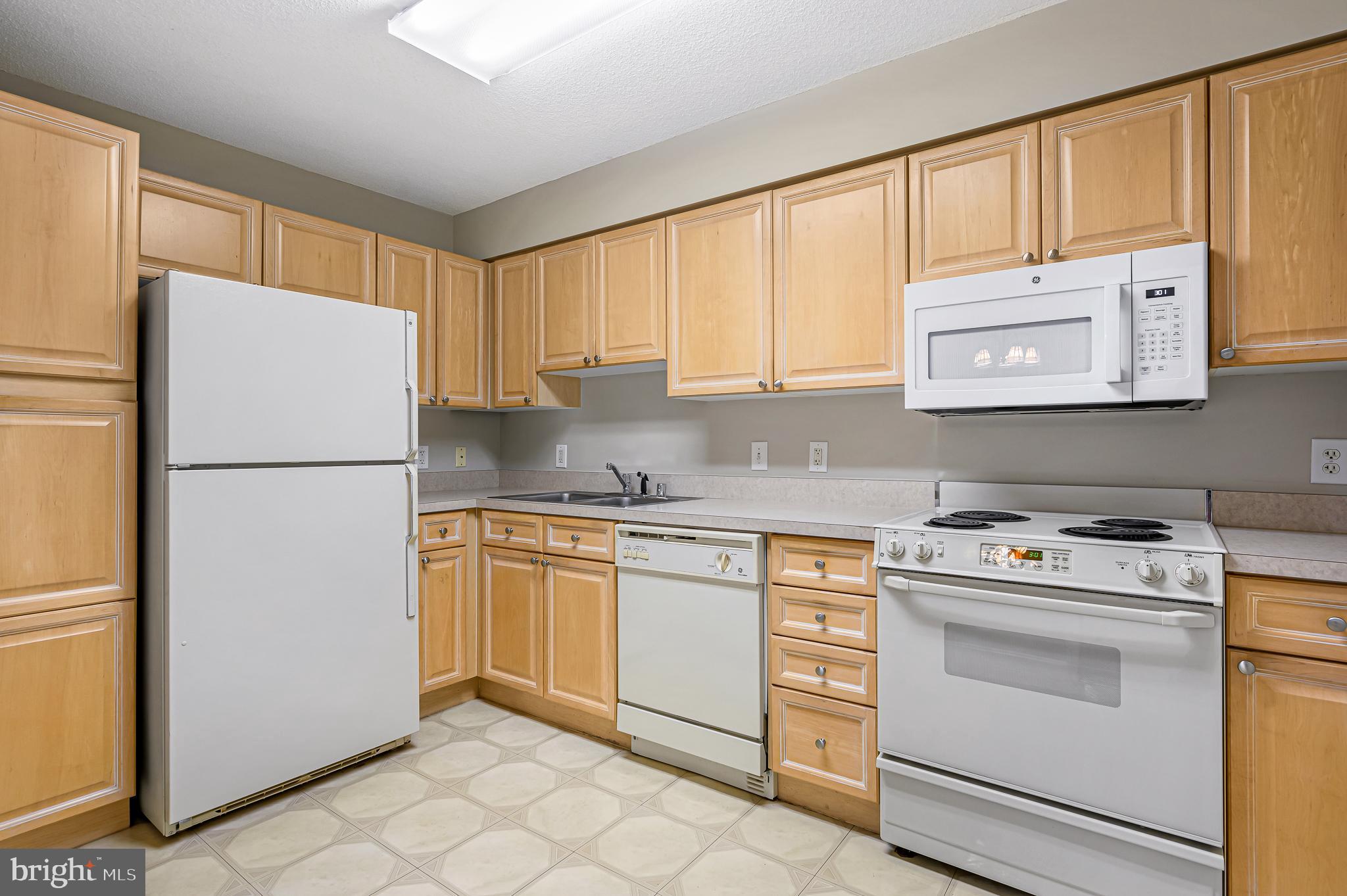 19385 Cypress Ridge TERRACE Unit: 719