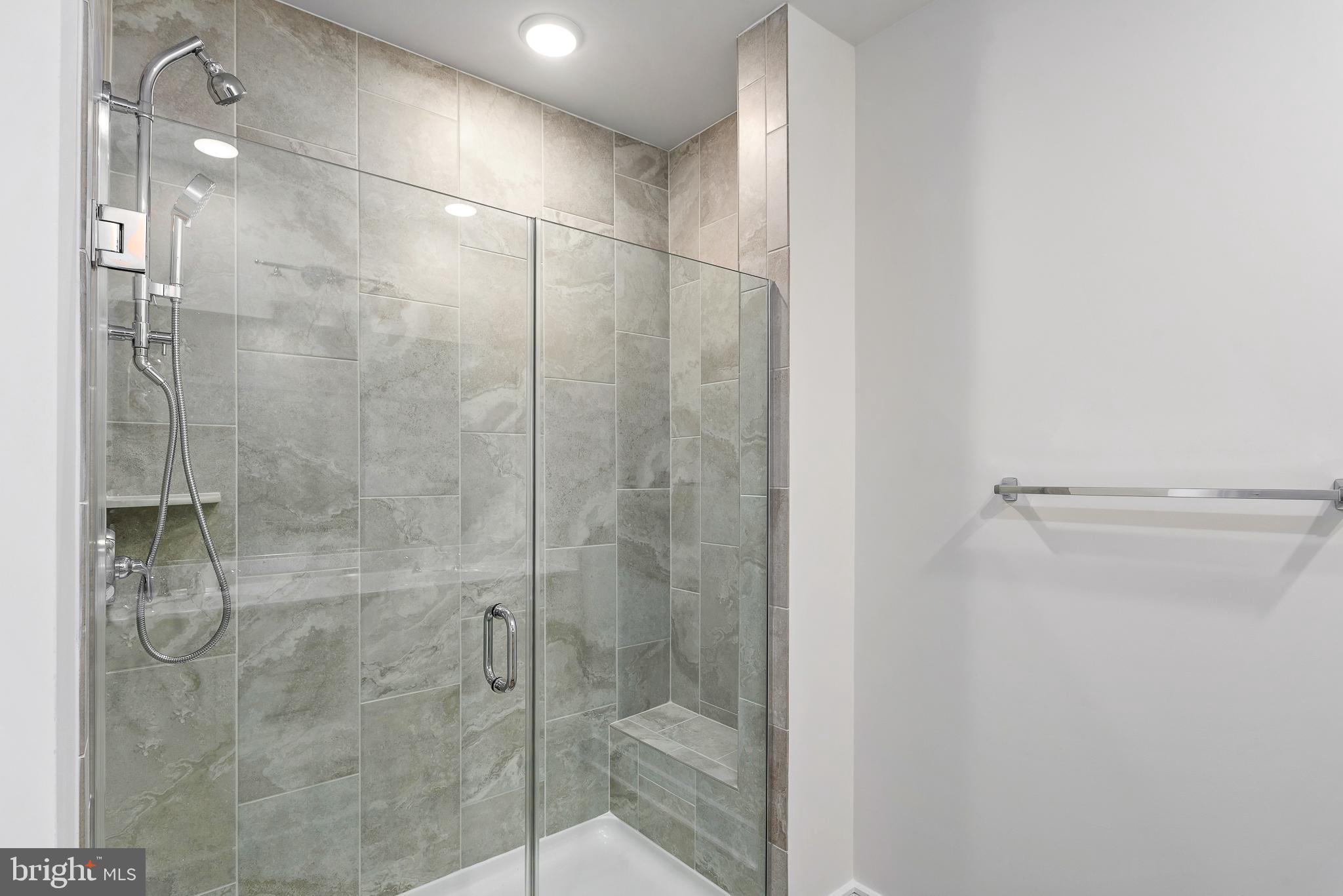 23669 Golden Embers SQUARE Unit: 303