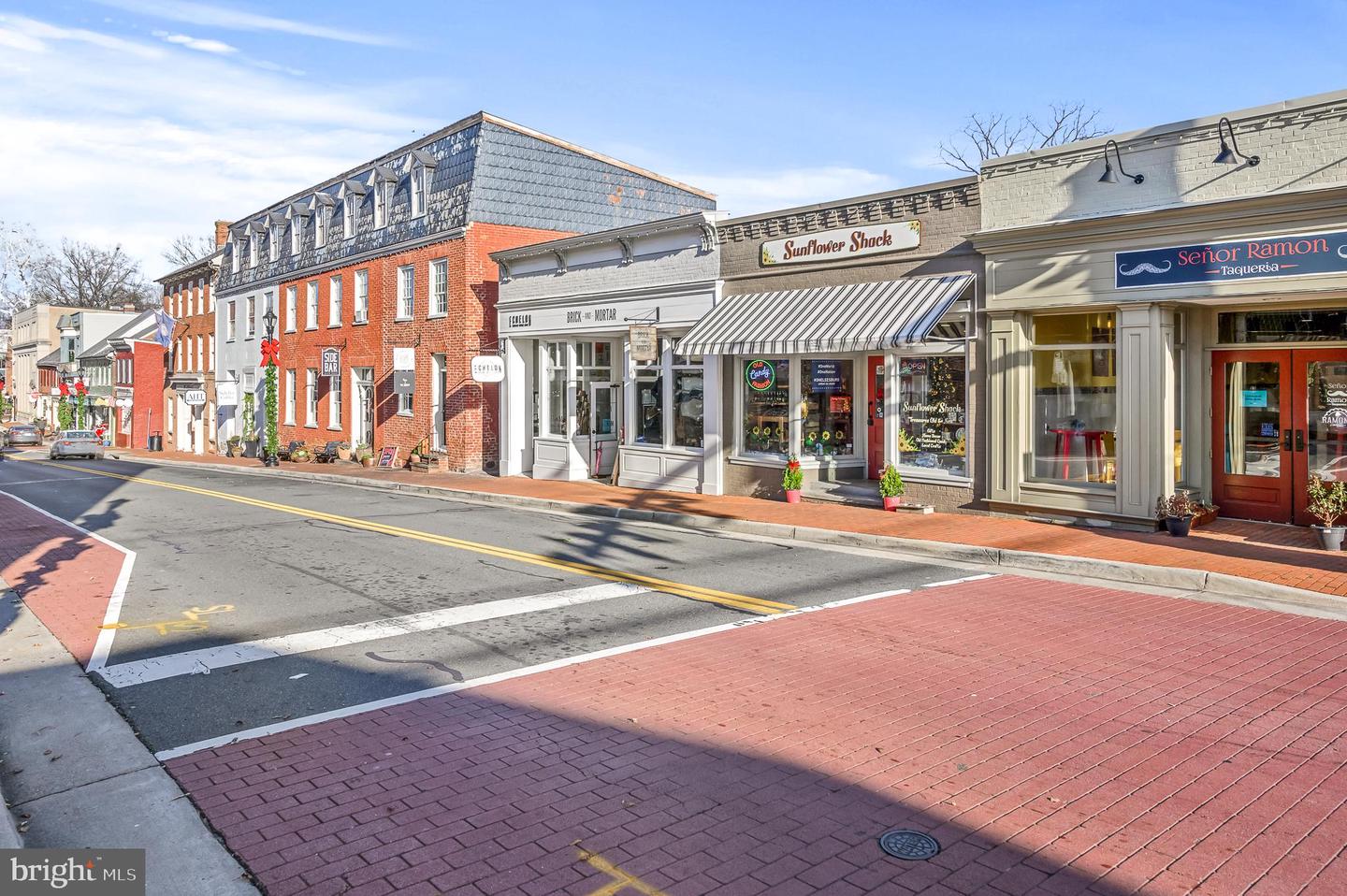 2 Stationmaster STREET SE Unit: 403