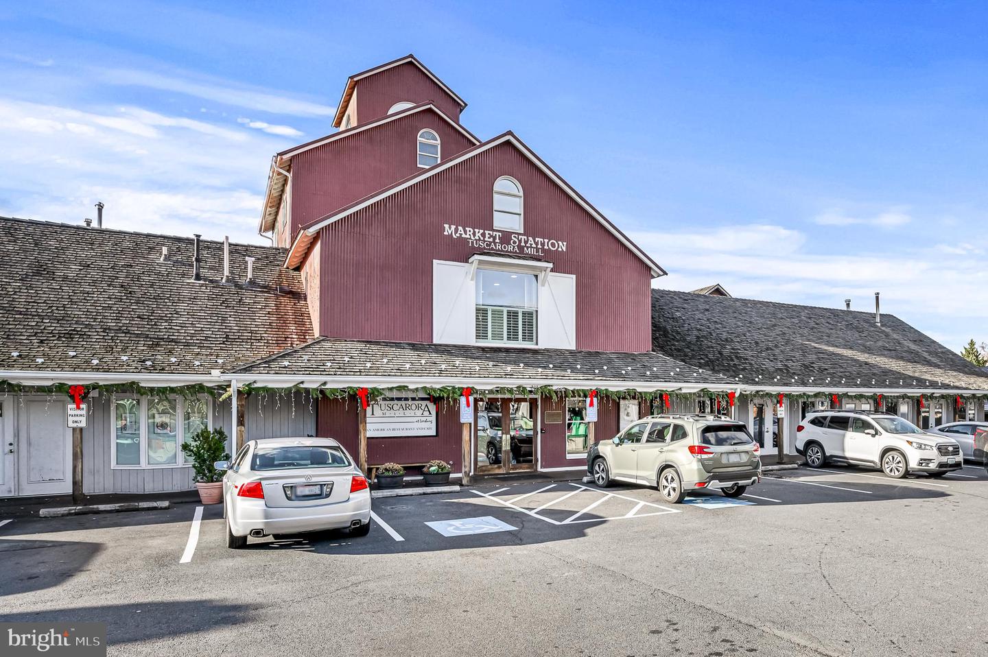 2 Stationmaster STREET SE Unit: 403