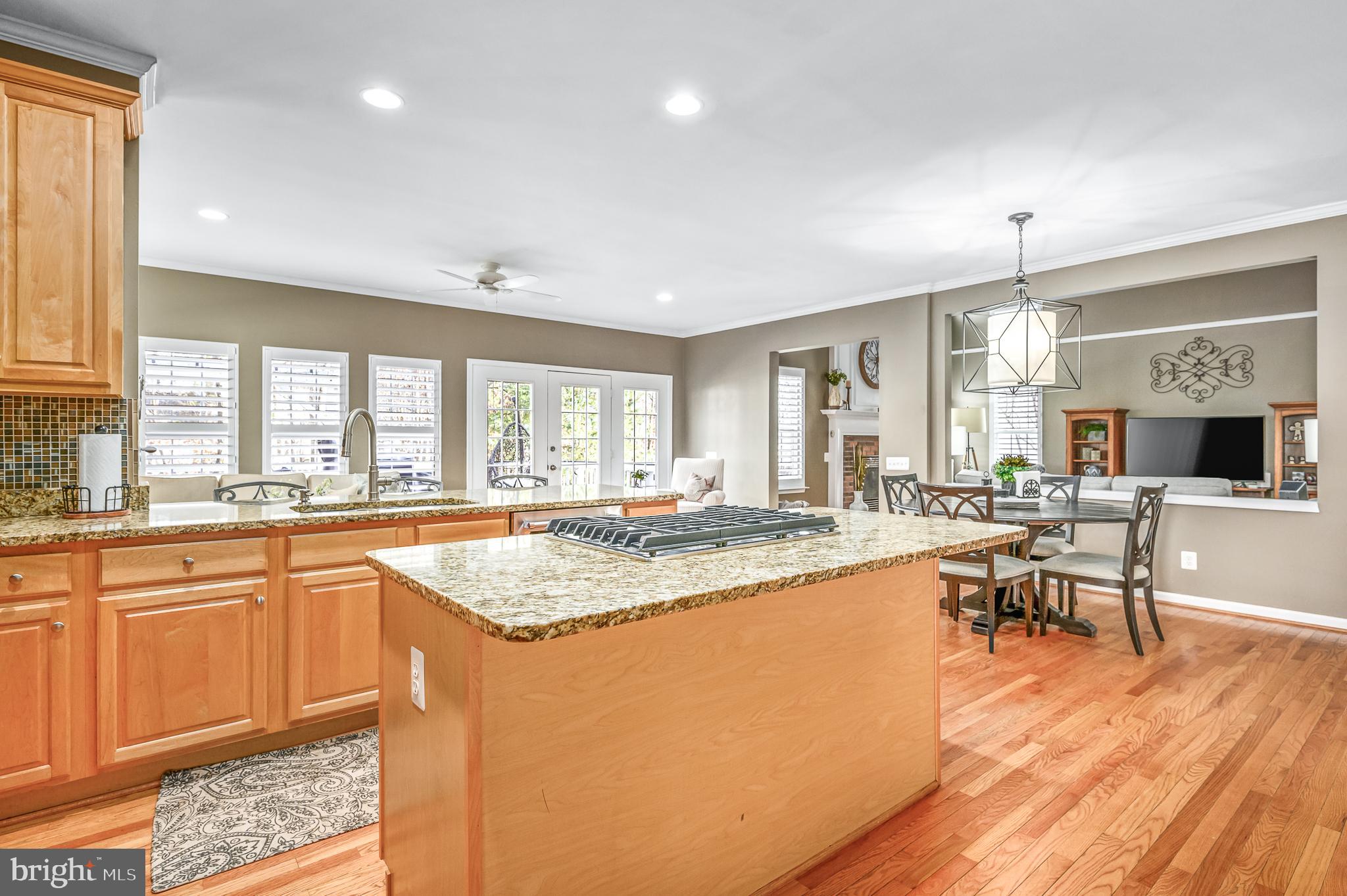 21496 Hearthstone Ct
