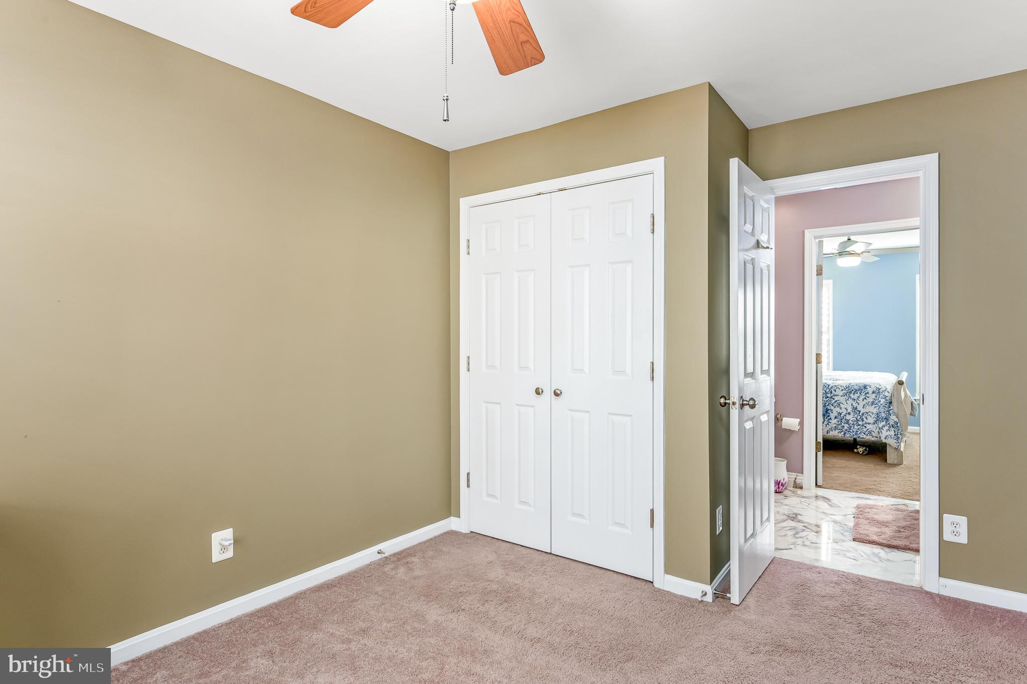 21496 Hearthstone Ct