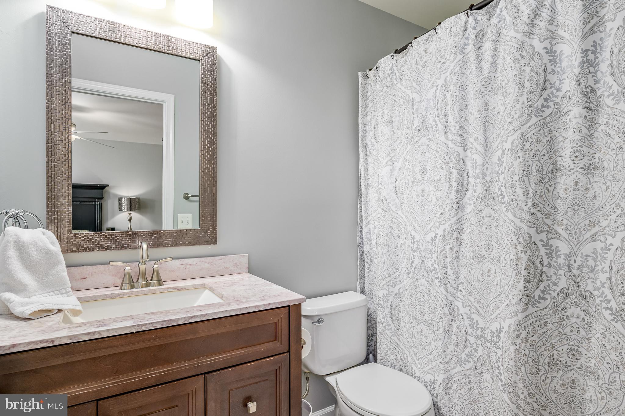 21496 Hearthstone Ct