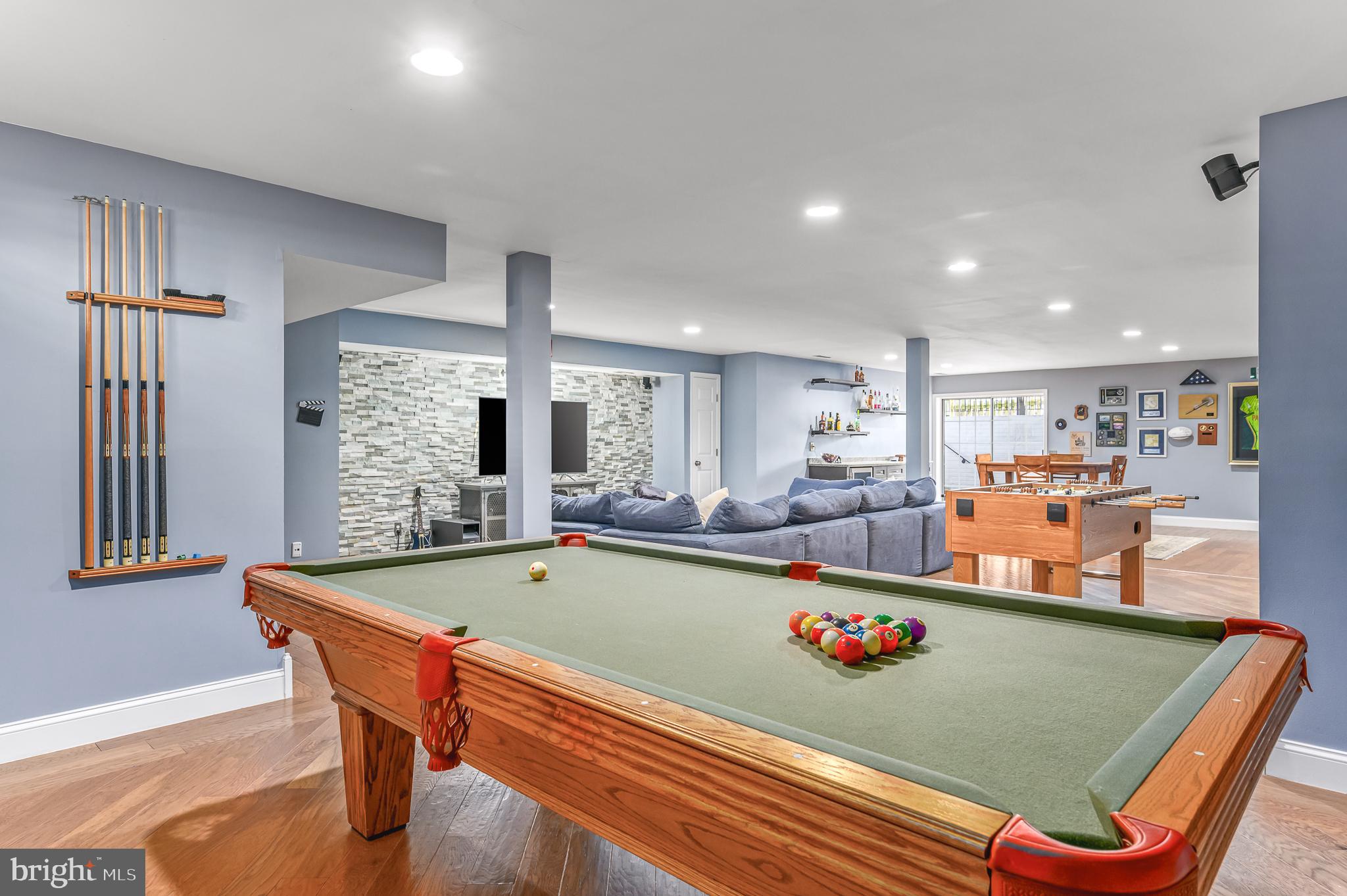 21496 Hearthstone Ct