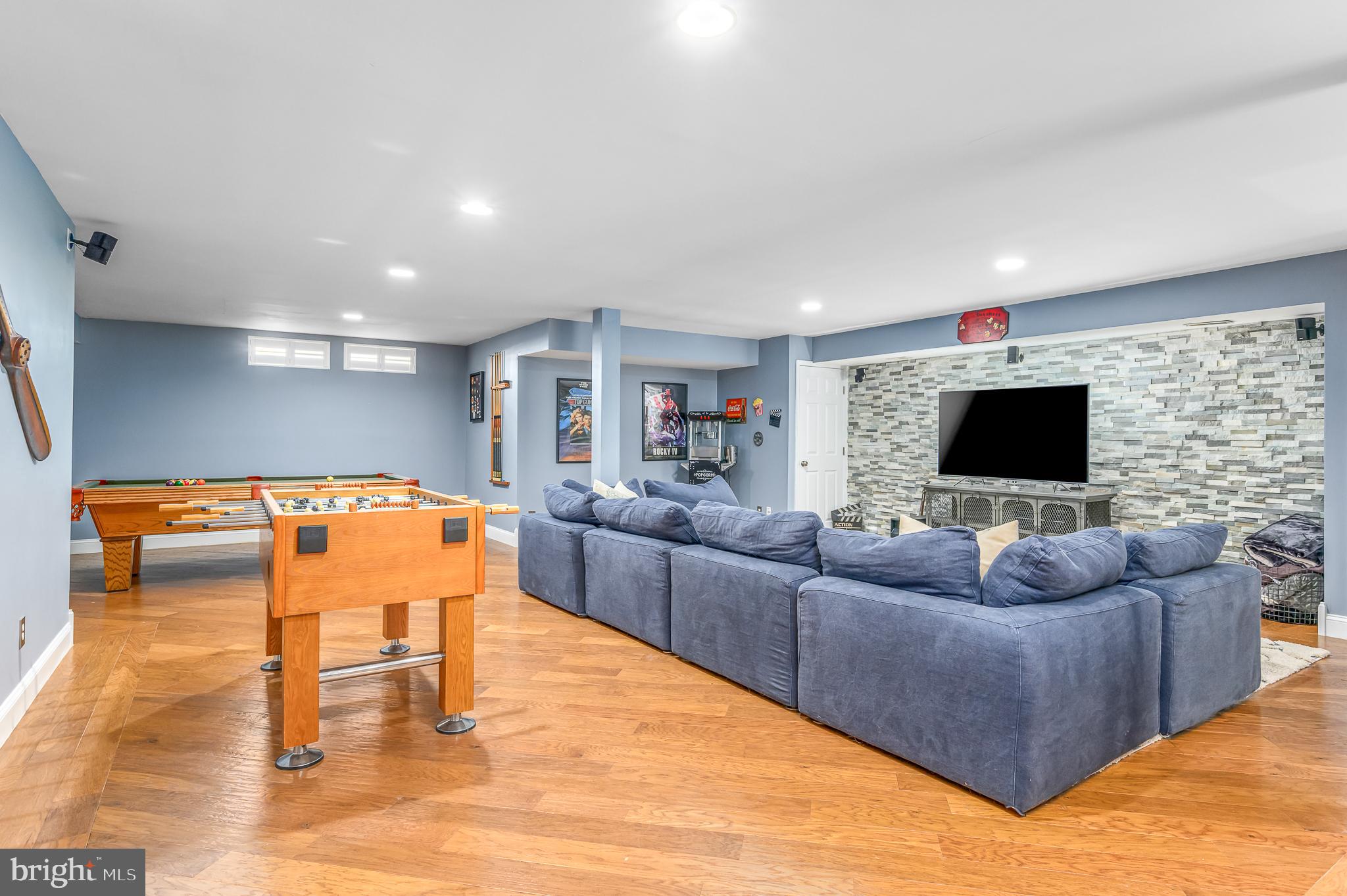 21496 Hearthstone Ct