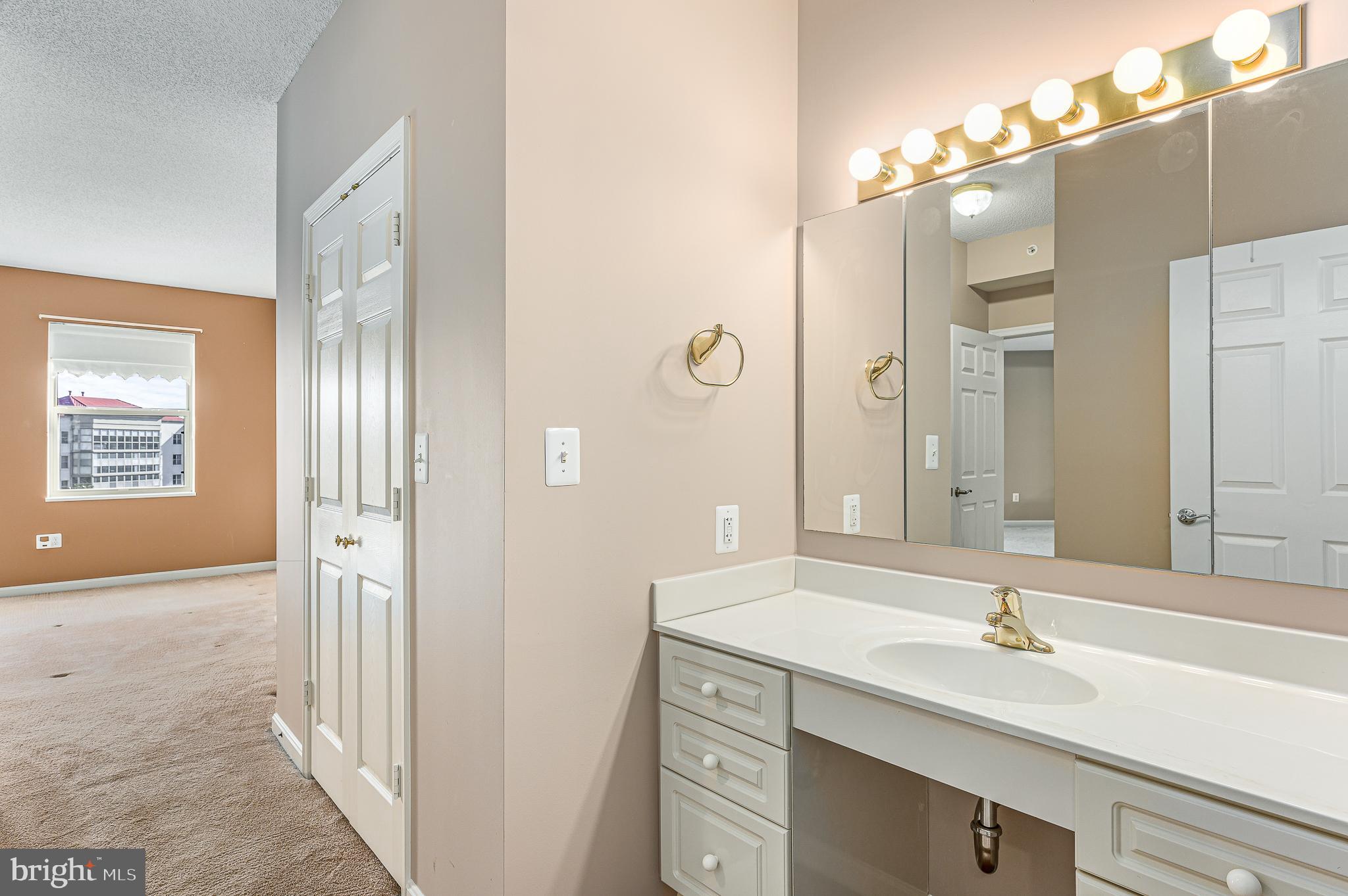 19350 Magnolia Grove Square Unit: 305