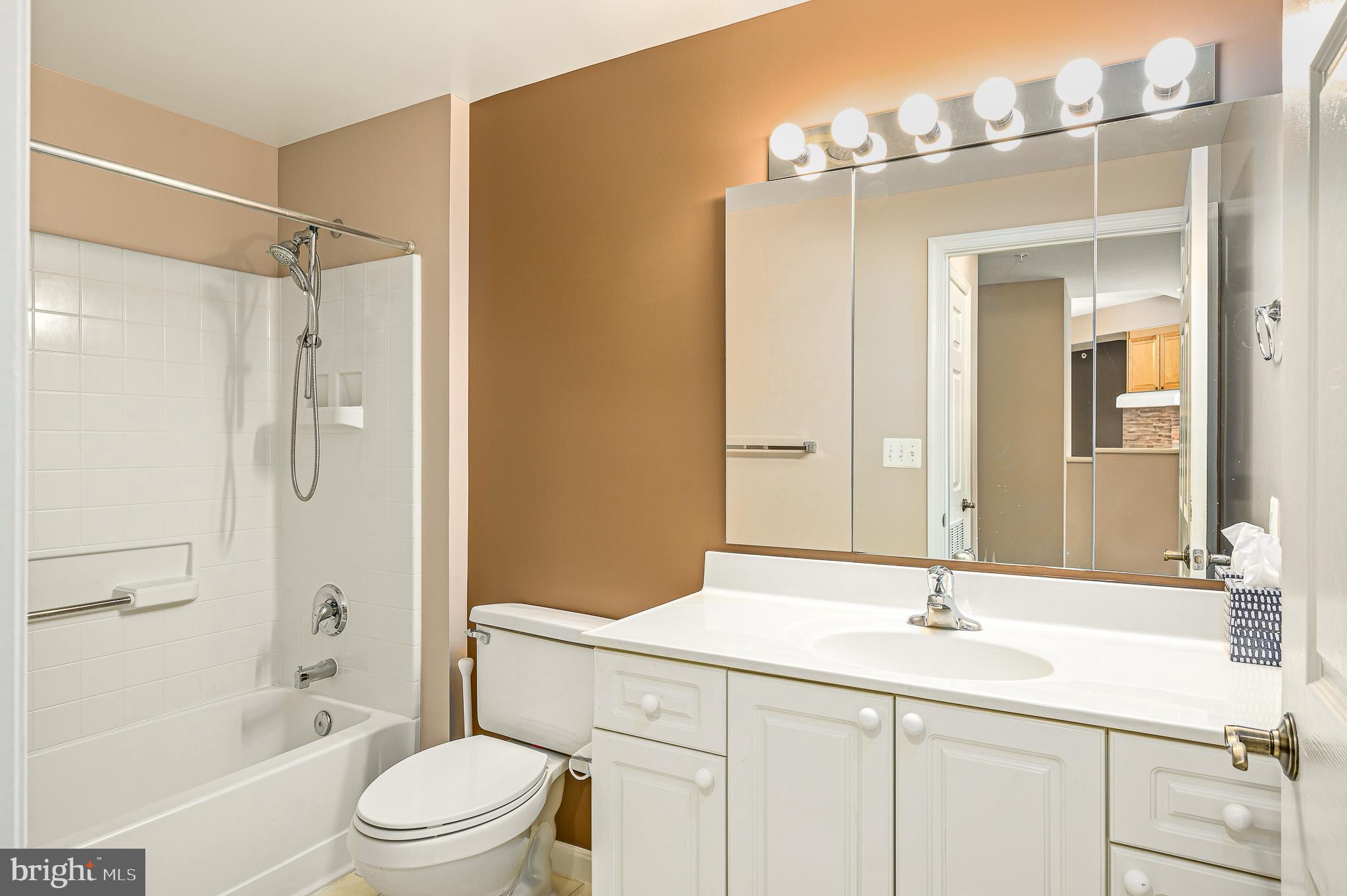 19350 Magnolia Grove Square Unit: 305
