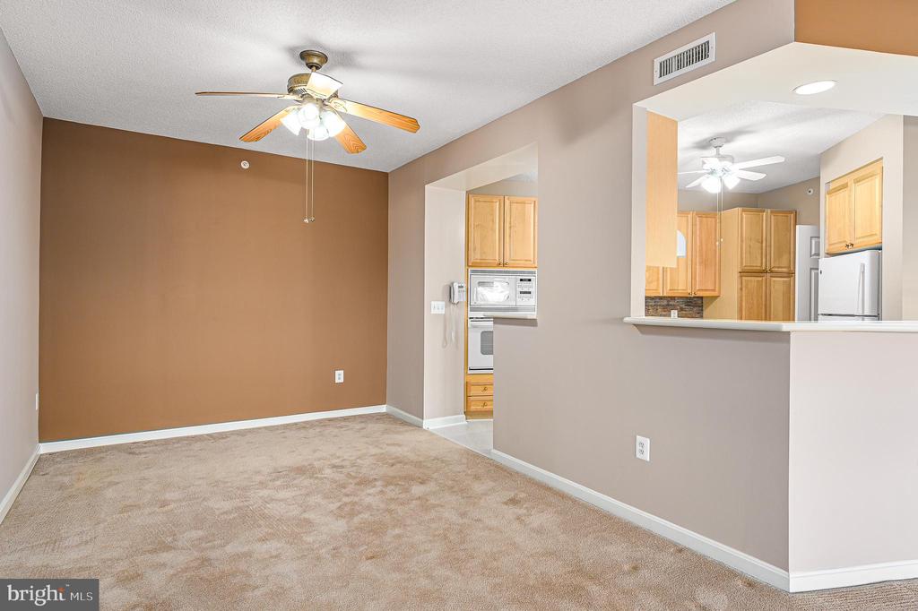19350 Magnolia Grove Square Unit: 305