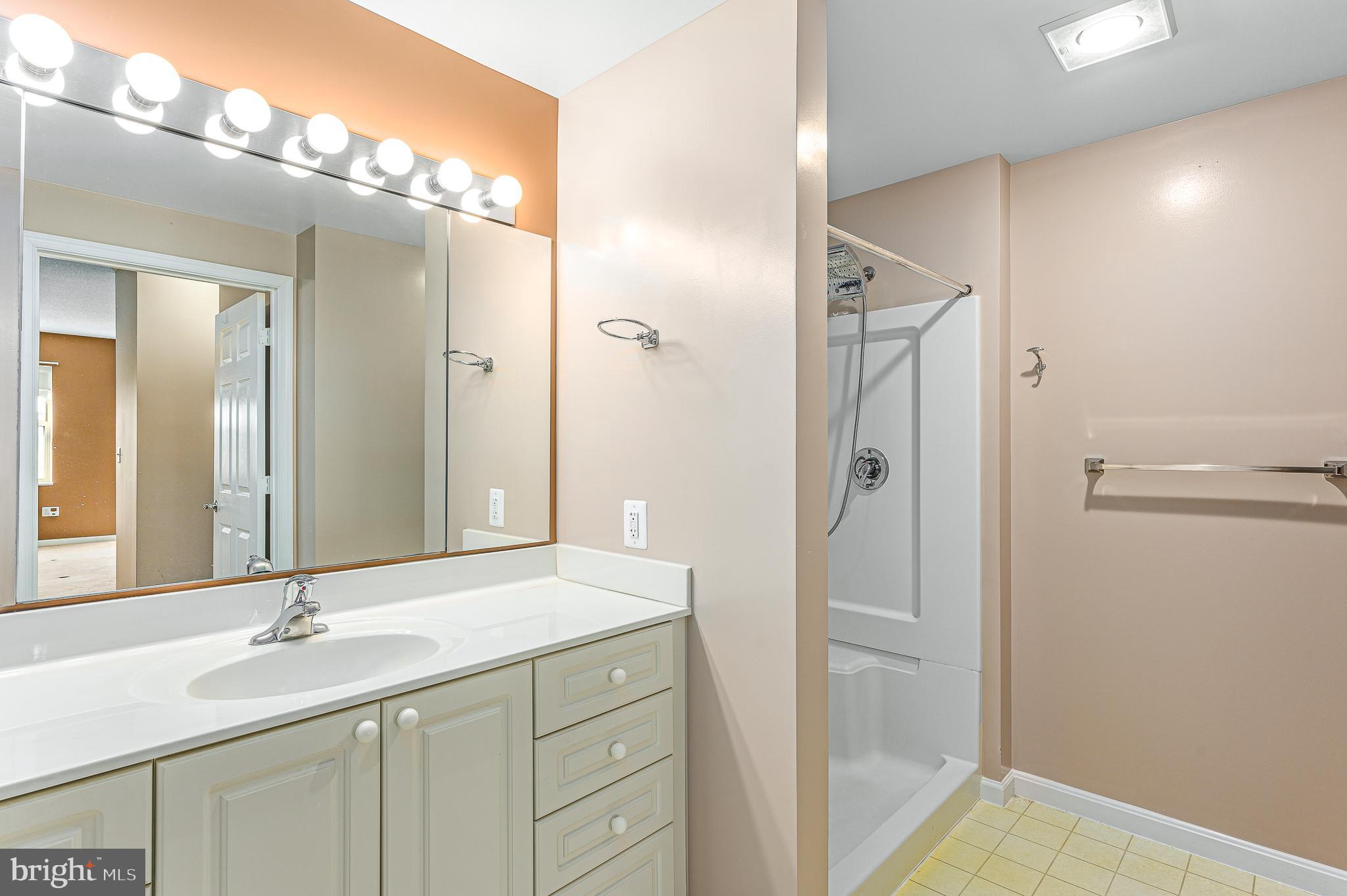19350 Magnolia Grove Square Unit: 305