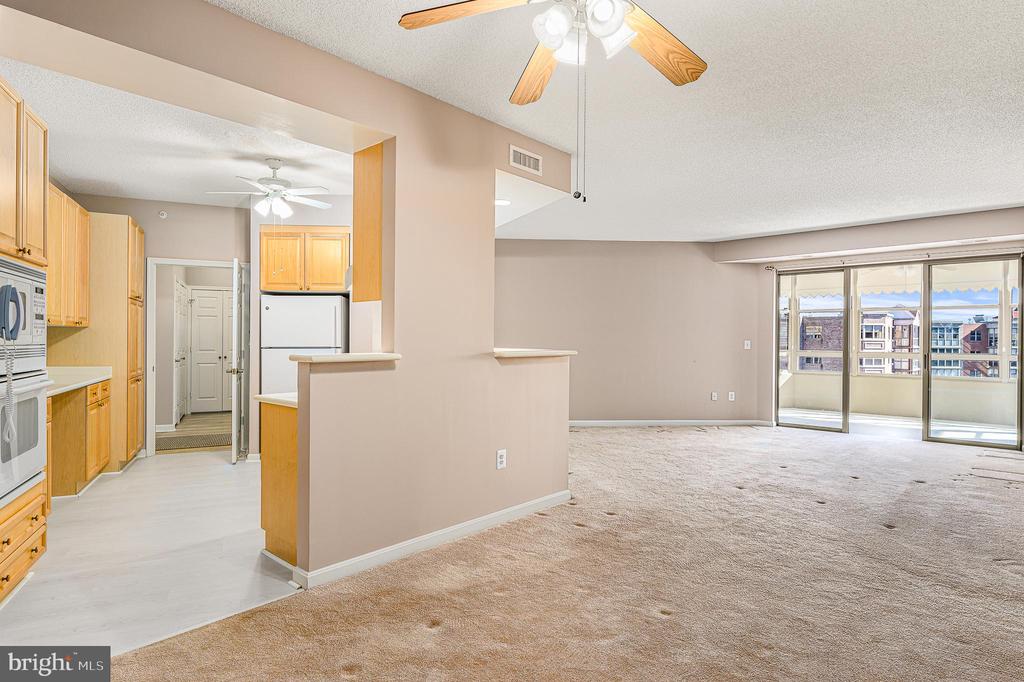 19350 Magnolia Grove Square Unit: 305