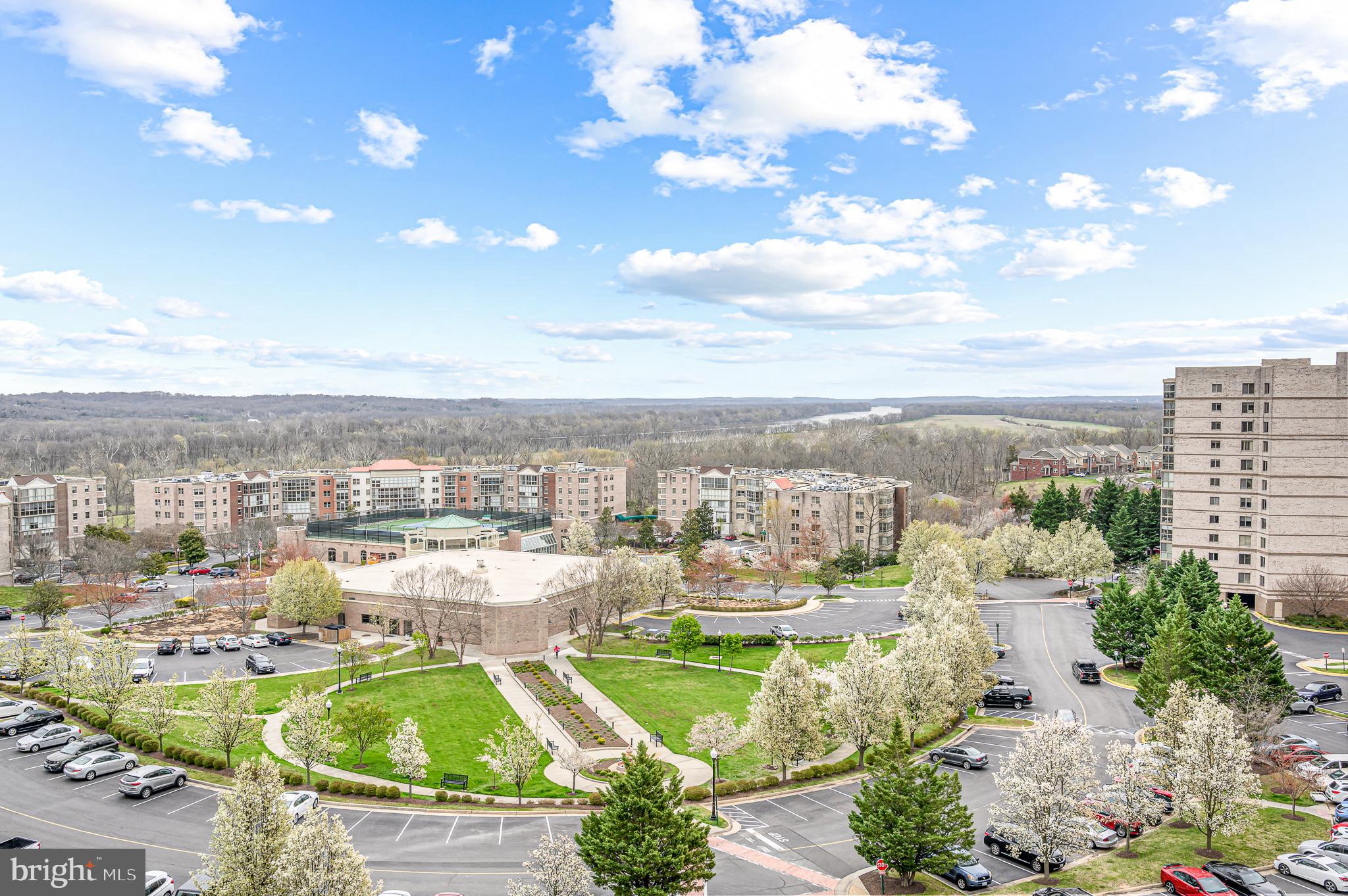 19365 Cypress Ridge Ter #708