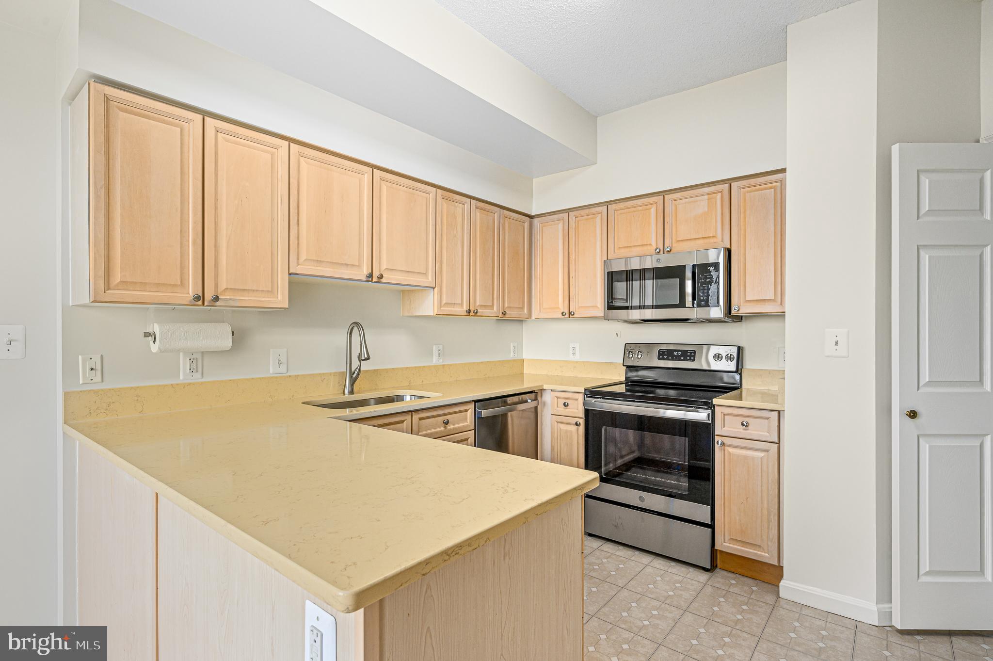 19365 Cypress Ridge Ter #708