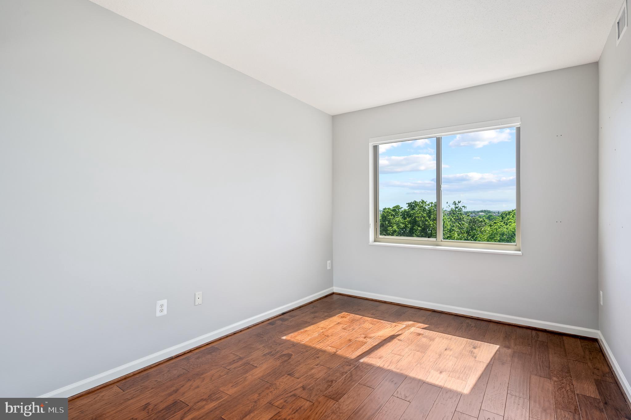 19365 Cypress Ridge Ter #906