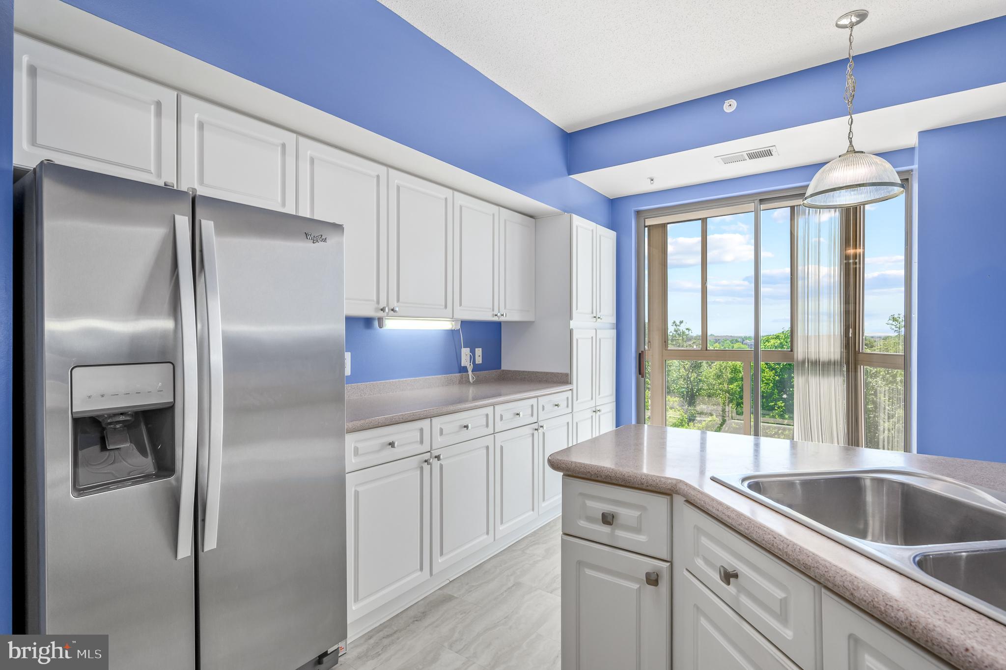 19365 Cypress Ridge Ter #906
